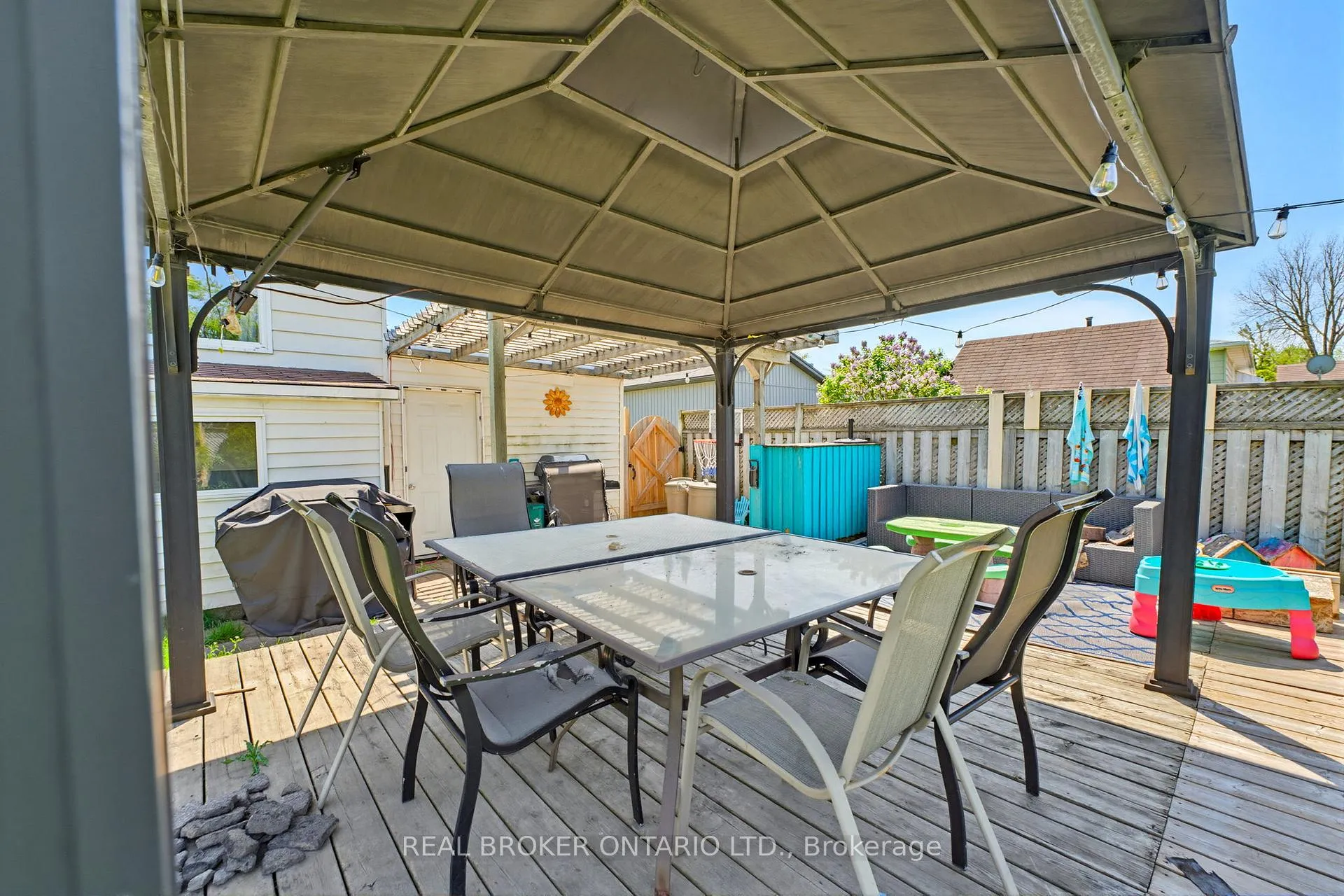 Photo 18 of 26 Aspen Crescent, Woolwich — HOMEH