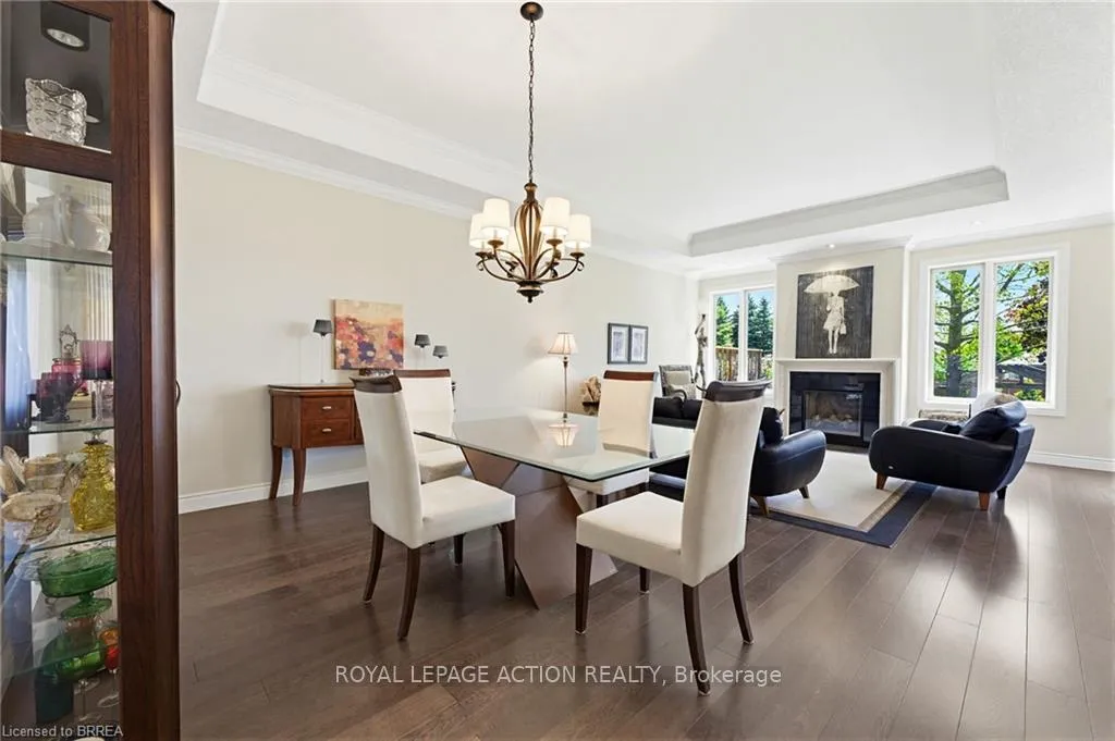 Photo 6 of Unit #9, 30 Cedar Street, Brant, Paris — HOMEH