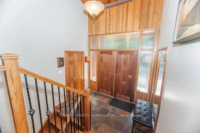 Photo 5 of 24 Cedar Drive, Caledon, Rural Caledon — HOMEH