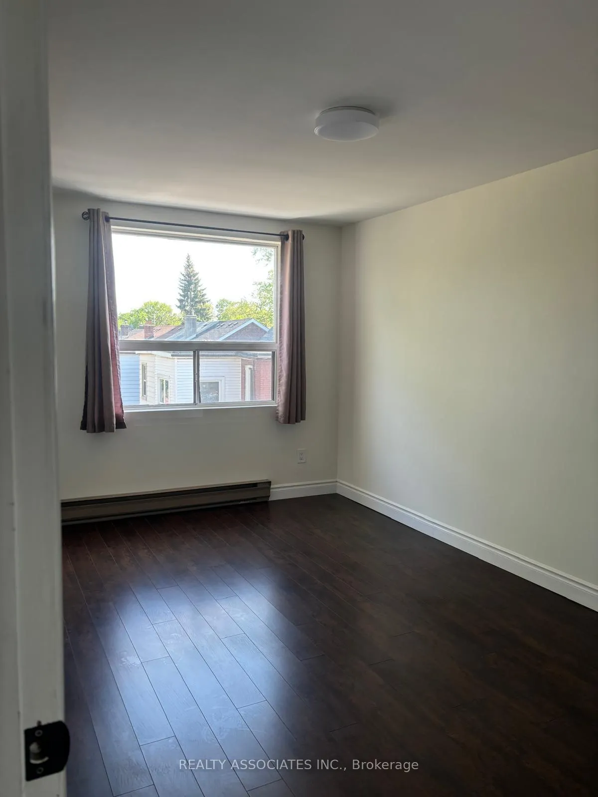 Photo 6 of Unit B, 1389 Danforth Avenue, Toronto, Greenwood-Coxwell — HOMEH