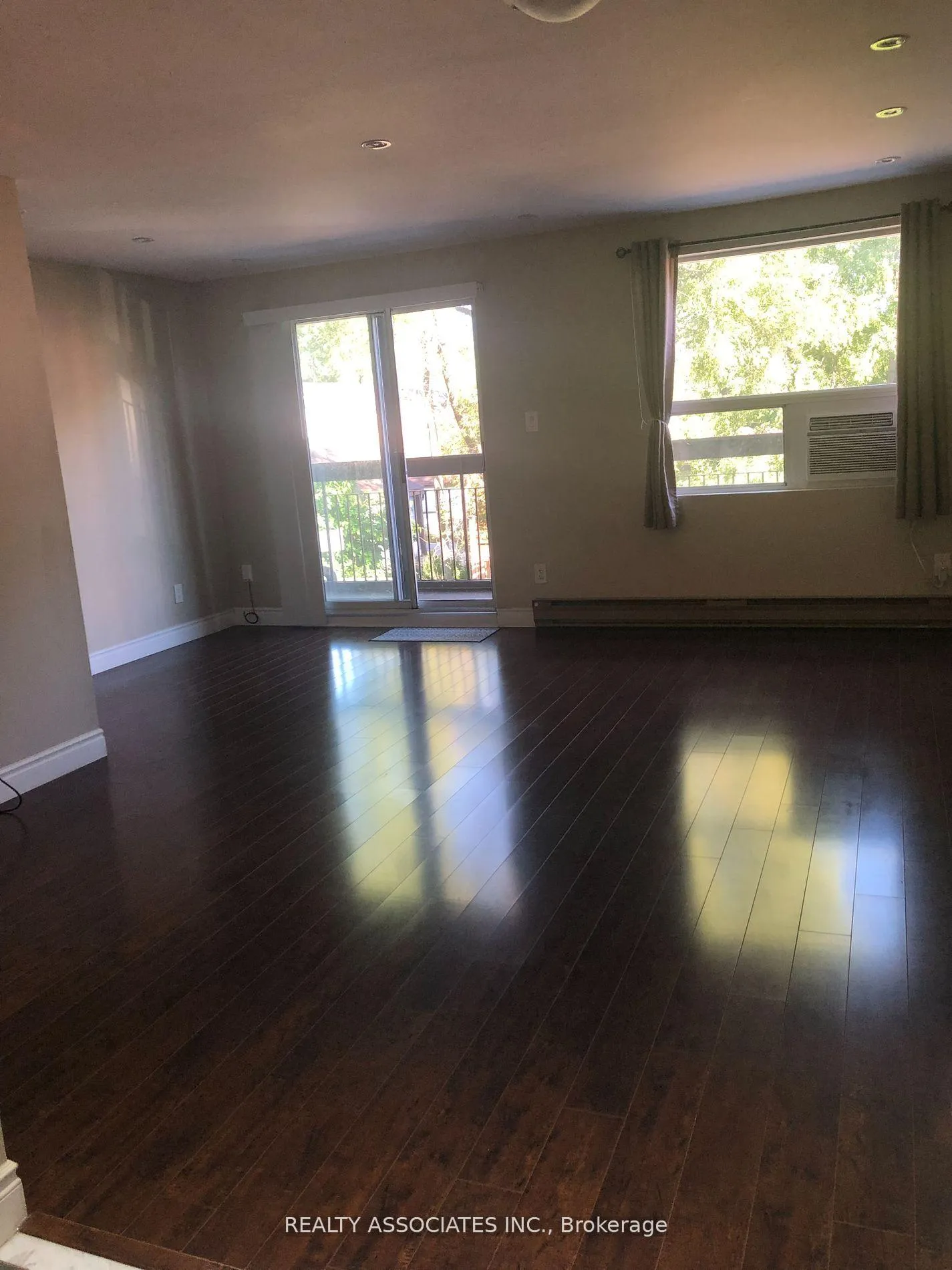 Photo 15 of Unit B, 1389 Danforth Avenue, Toronto, Greenwood-Coxwell — HOMEH
