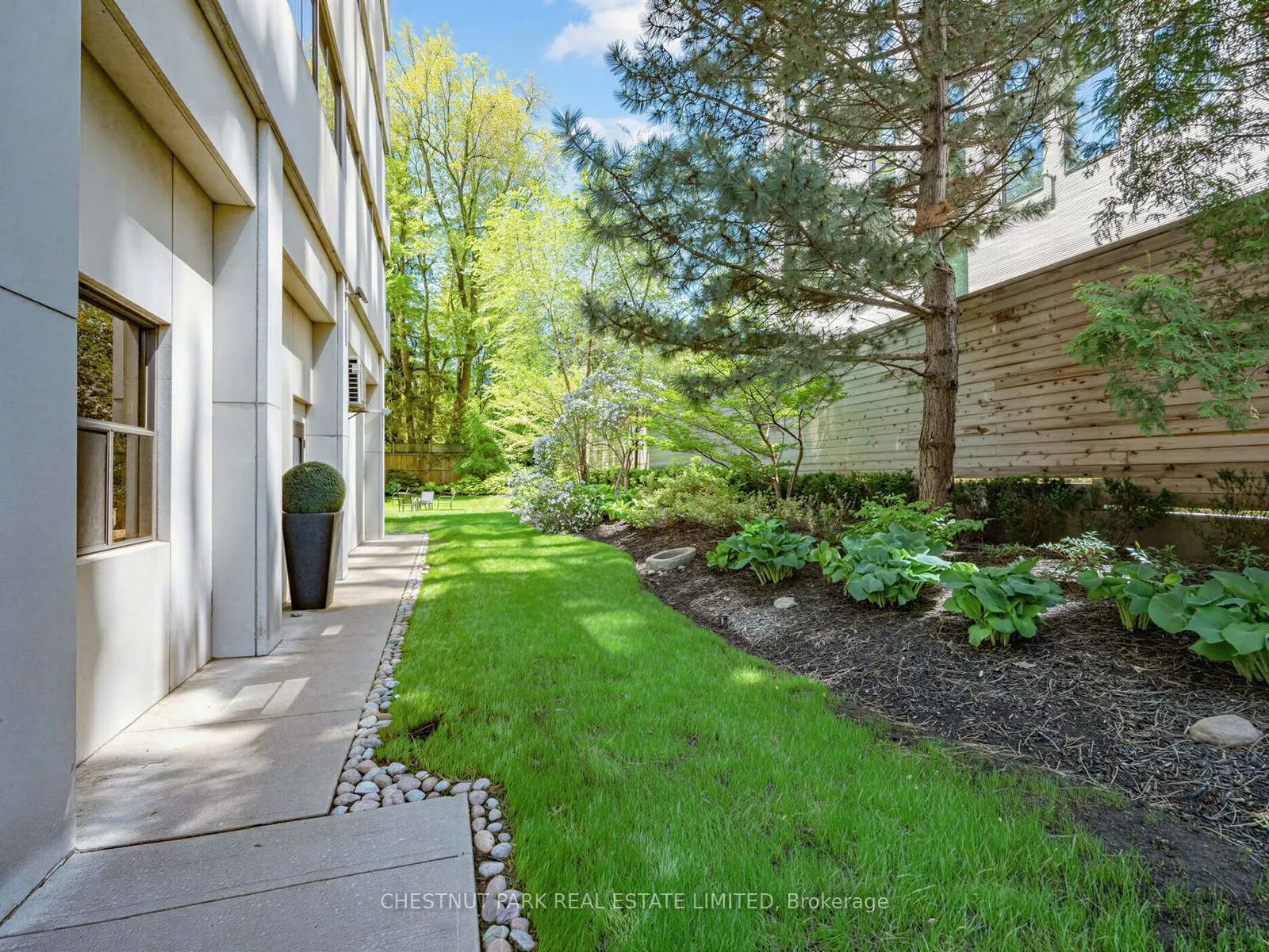Photo 21 of Unit 100, 616 Avenue Road, Toronto, Casa Loma — HOMEH