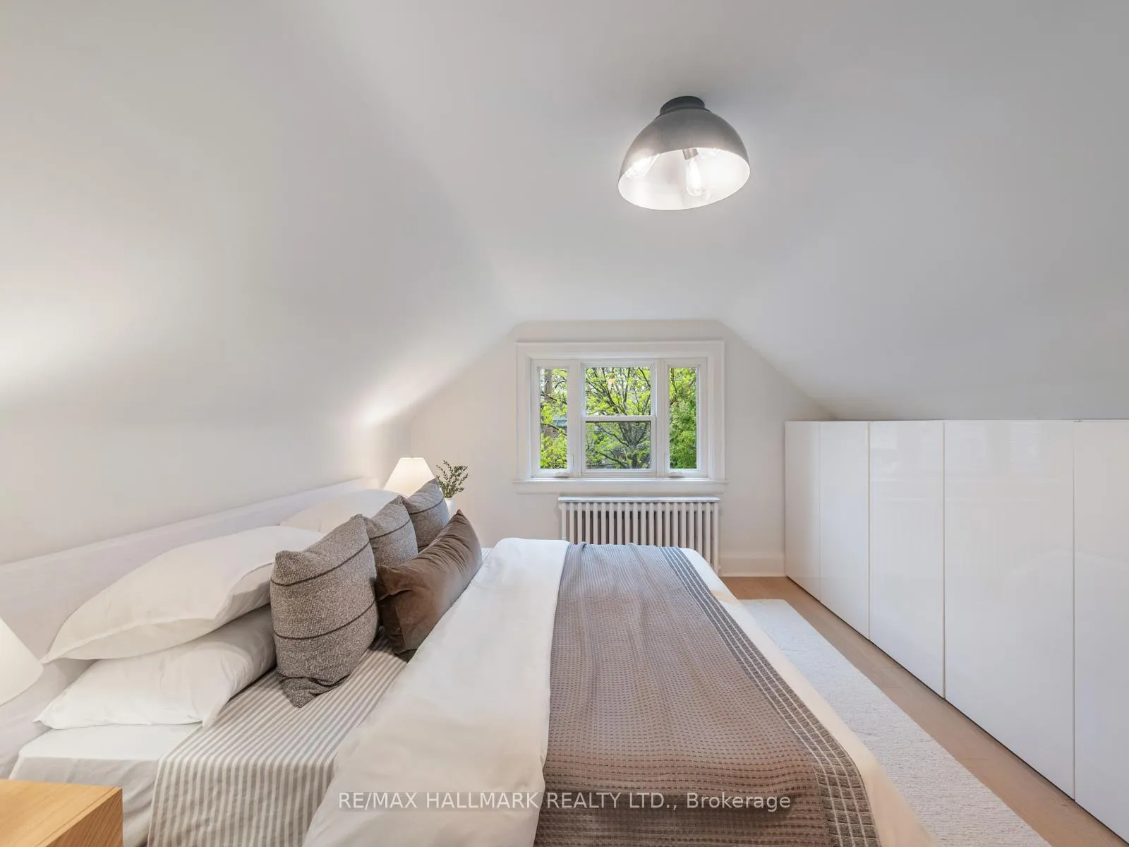 Photo 20 of 33 Mortimer Avenue, Toronto, Broadview North — HOMEH