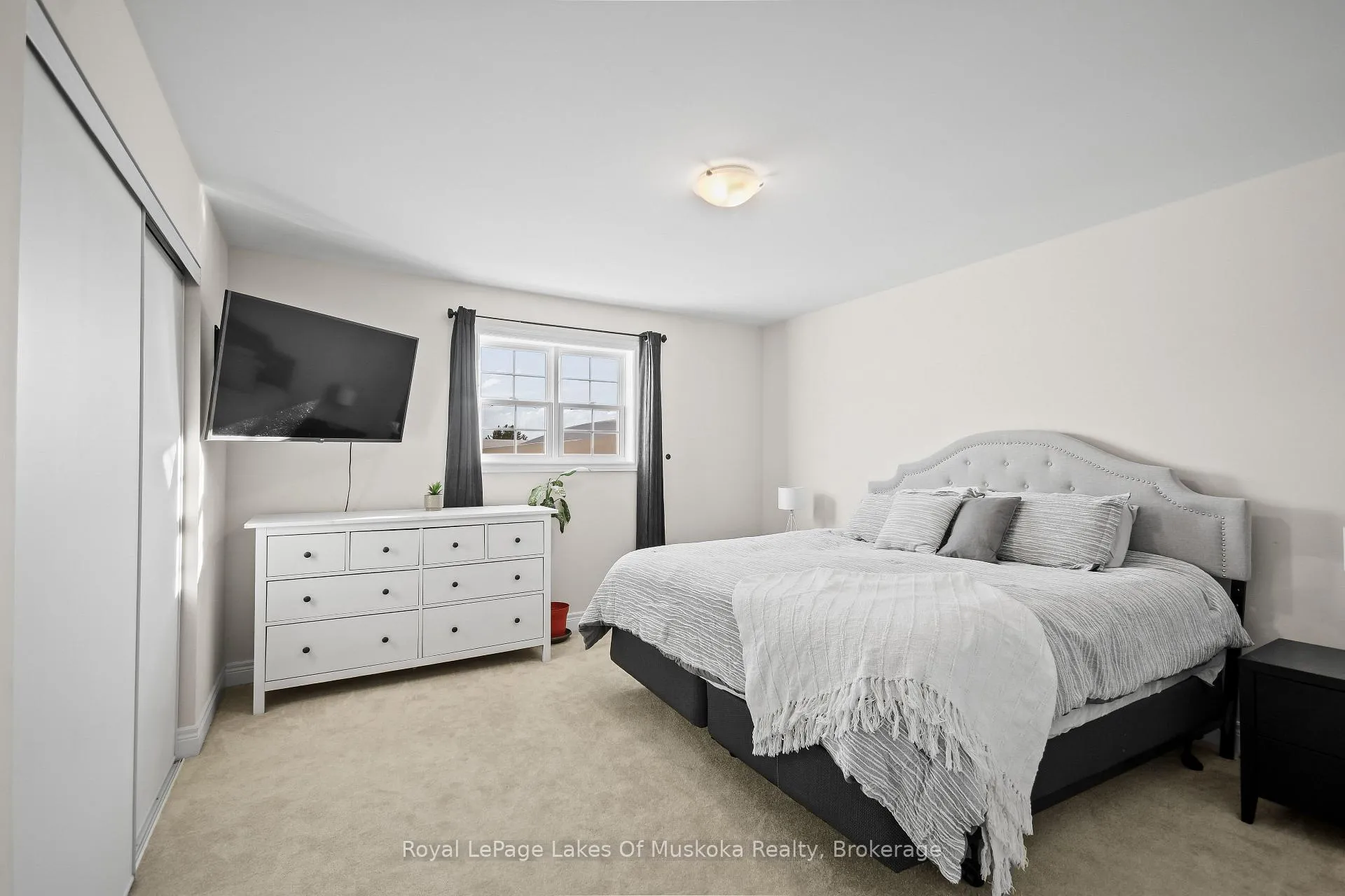 Photo 22 of 31 Nicole Park Place, Bracebridge, Macaulay — HOMEH