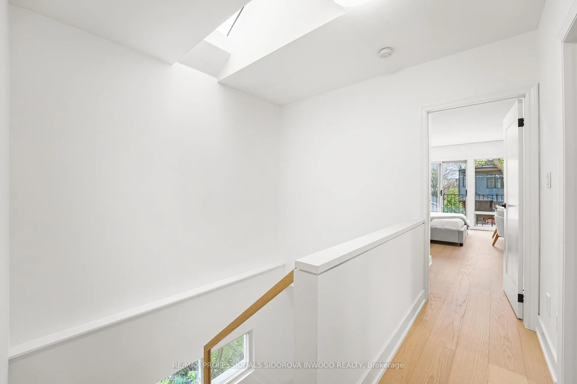 Photo 22 of 2 Ostend Avenue, Toronto, High Park-Swansea — HOMEH