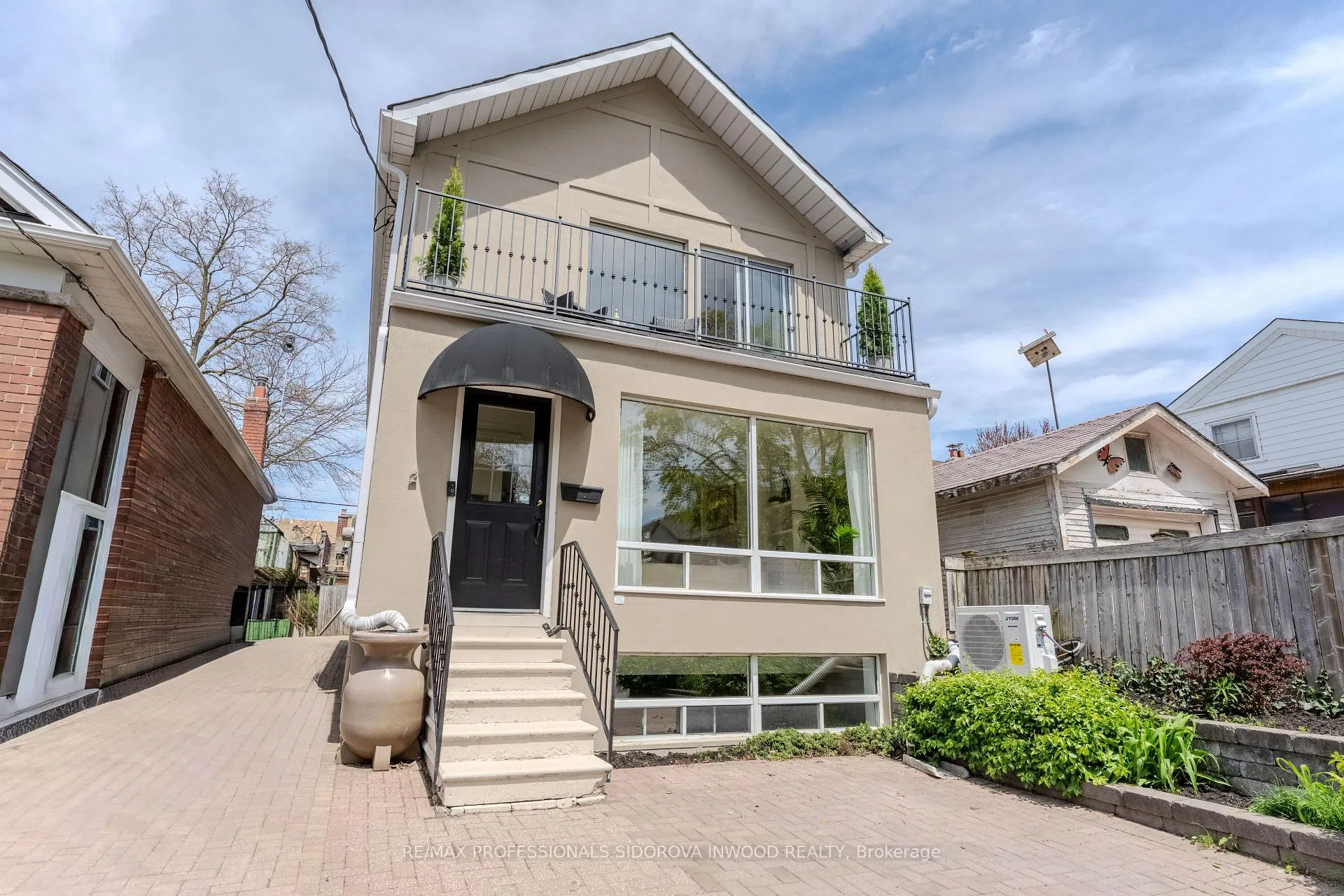 Photo 49 of 2 Ostend Avenue, Toronto, High Park-Swansea — HOMEH