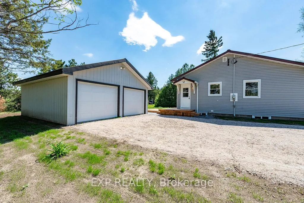 Photo 9 of 1482 Gillan Road, Horton, Horton Twp — HOMEH
