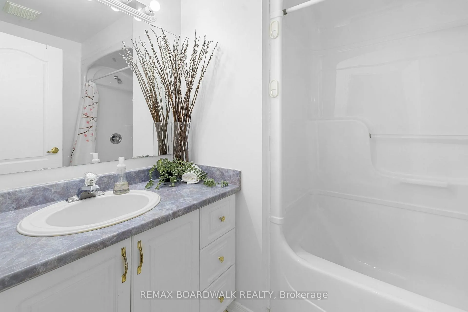 Photo 13 of 403 Flora Street, Carleton Place — HOMEH
