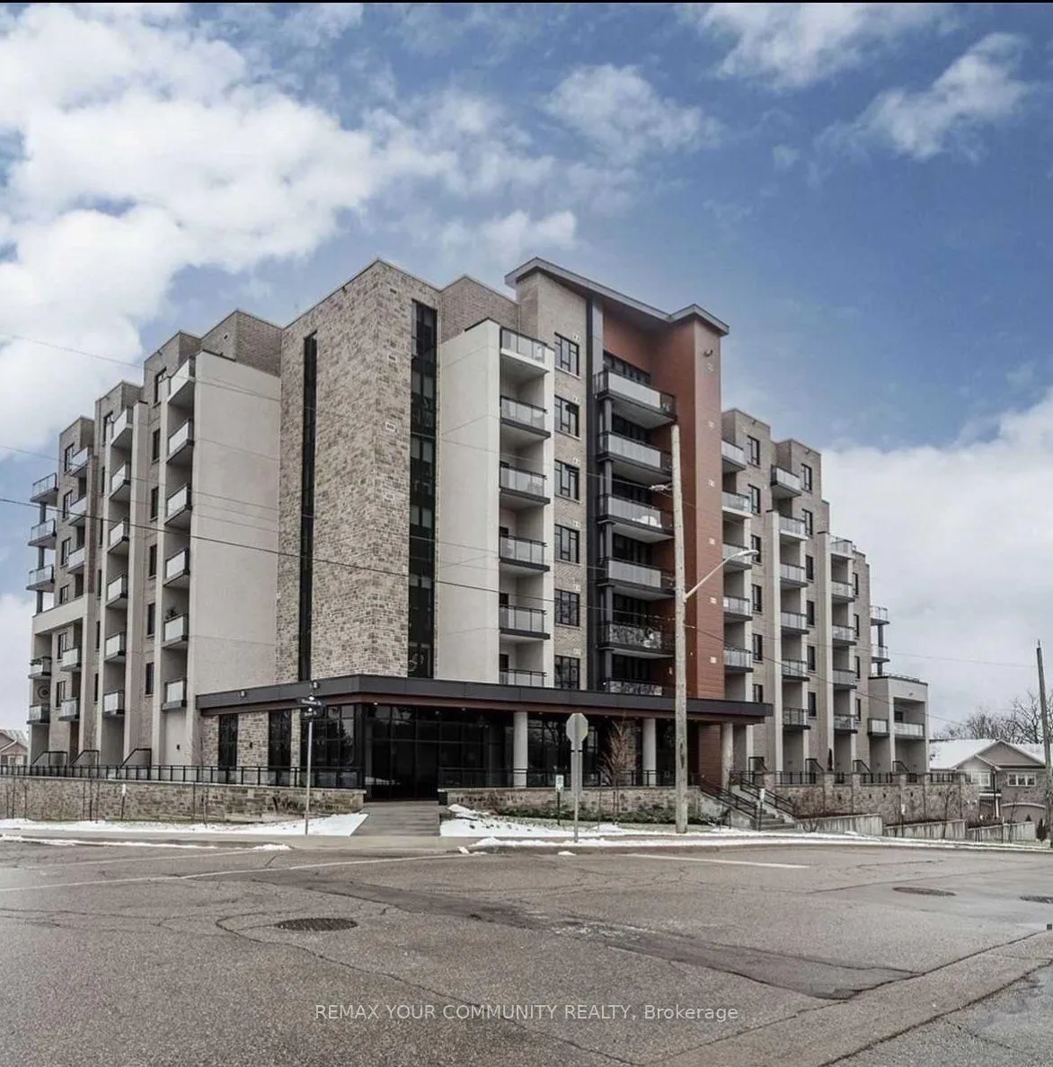 Photo 1 of Unit 307, 30 Hamilton Street S, Hamilton, Waterdown — HOMEH