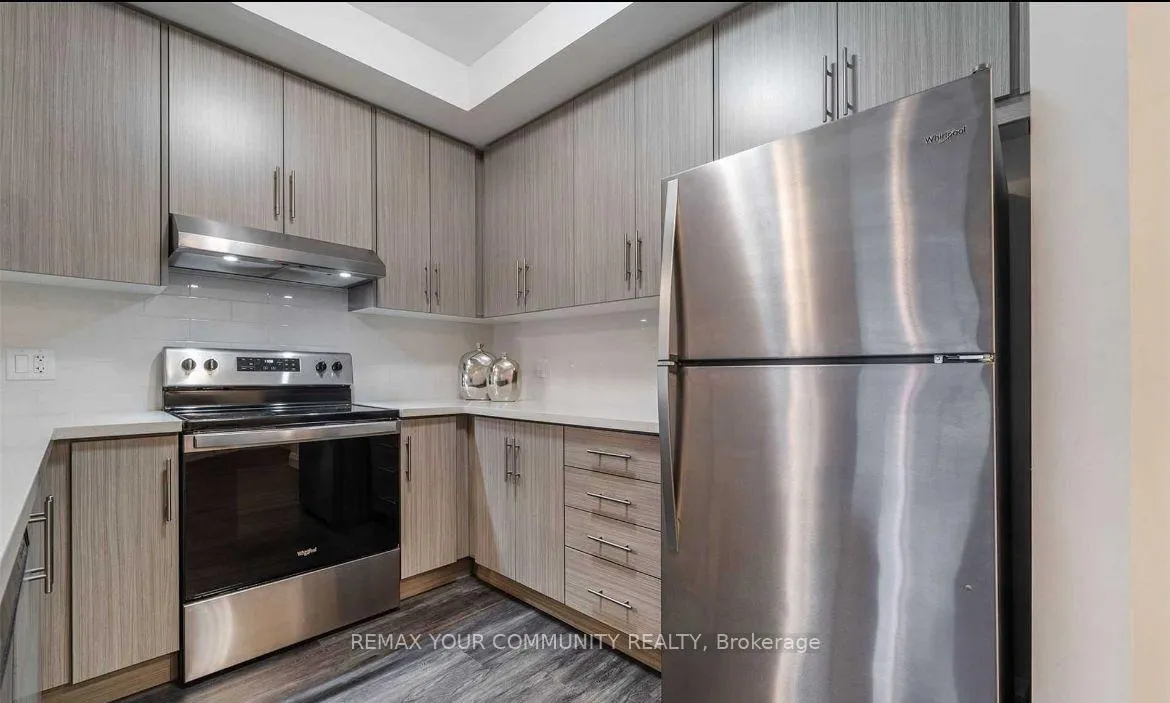 Photo 2 of Unit 307, 30 Hamilton Street S, Hamilton, Waterdown — HOMEH