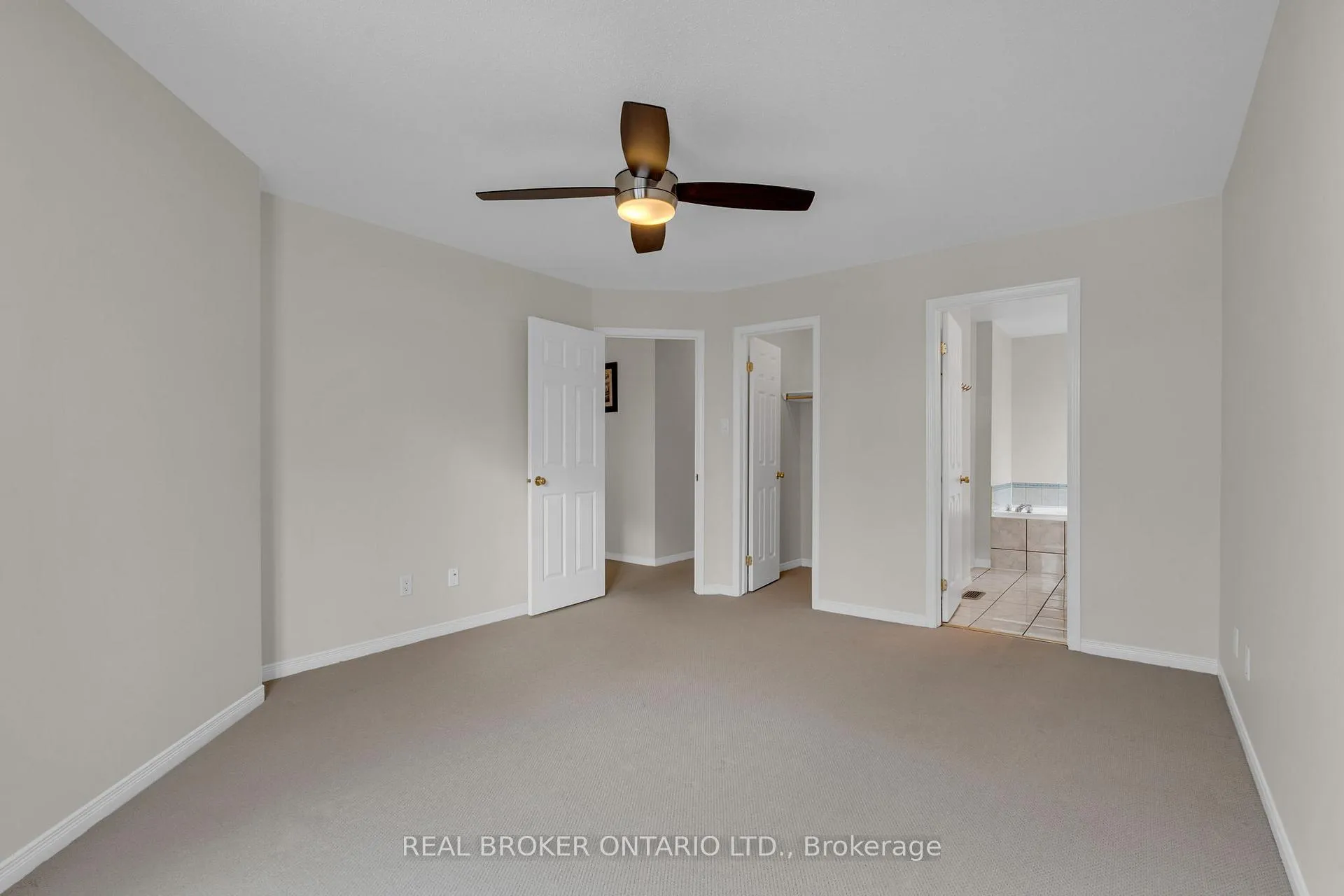 Photo 13 of 1133 Clyde Avenue, Ottawa, Central Park — HOMEH
