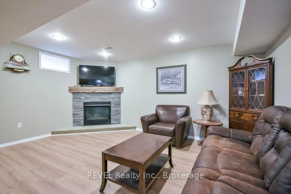 Photo 30 of 179 Luckport Crescent, Midland — HOMEH
