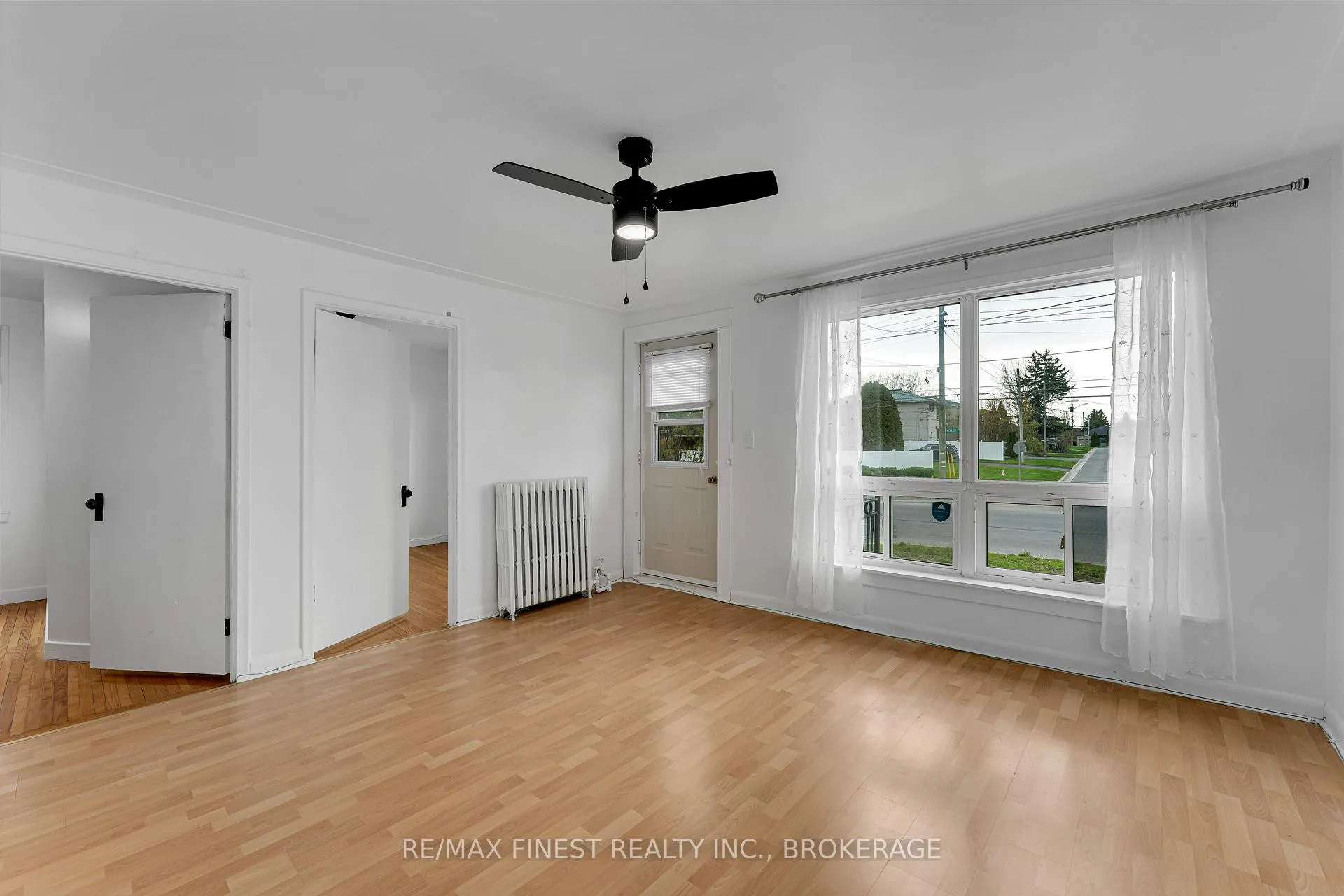 Photo 13 of 81 Weller Avenue, Kingston, Rideau — HOMEH