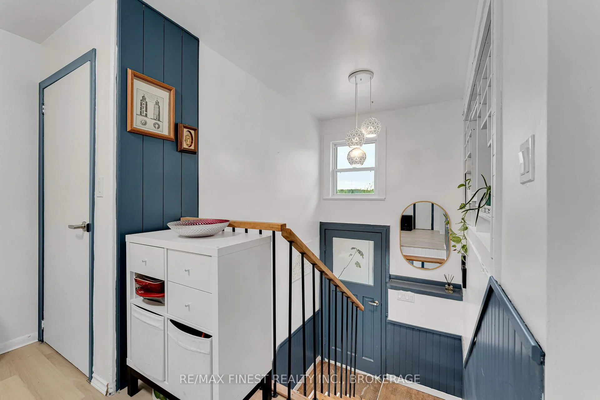Photo 23 of 81 Weller Avenue, Kingston, Rideau — HOMEH