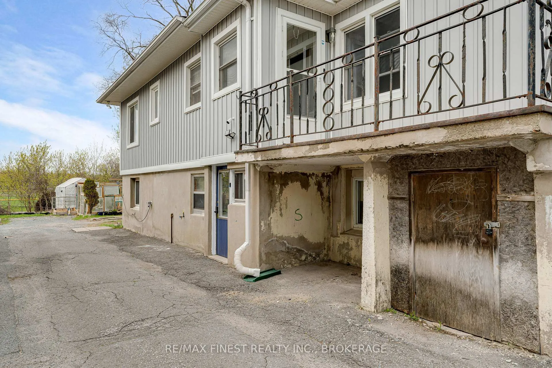 Photo 38 of 81 Weller Avenue, Kingston, Rideau — HOMEH