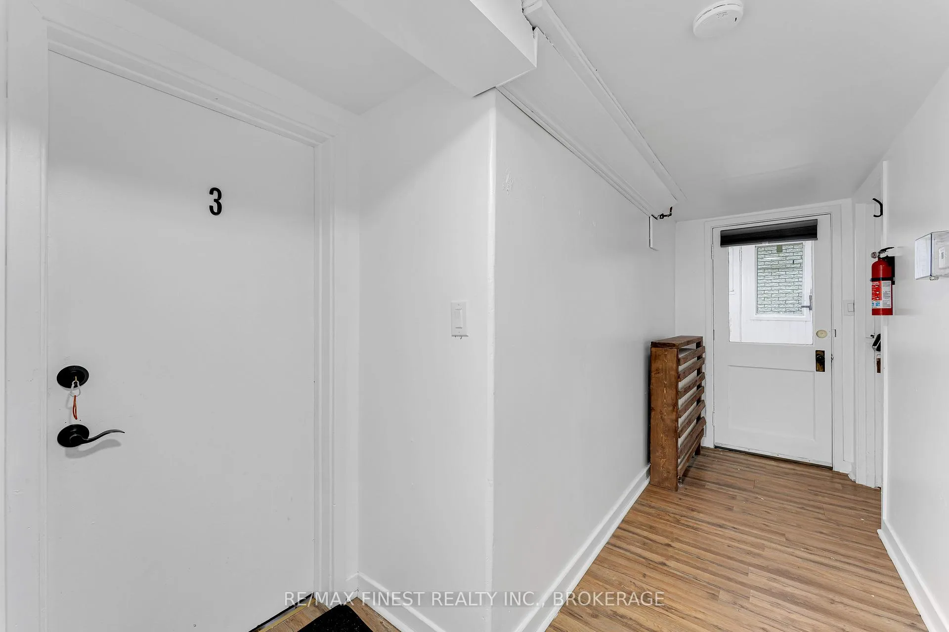 Photo 39 of 81 Weller Avenue, Kingston, Rideau — HOMEH