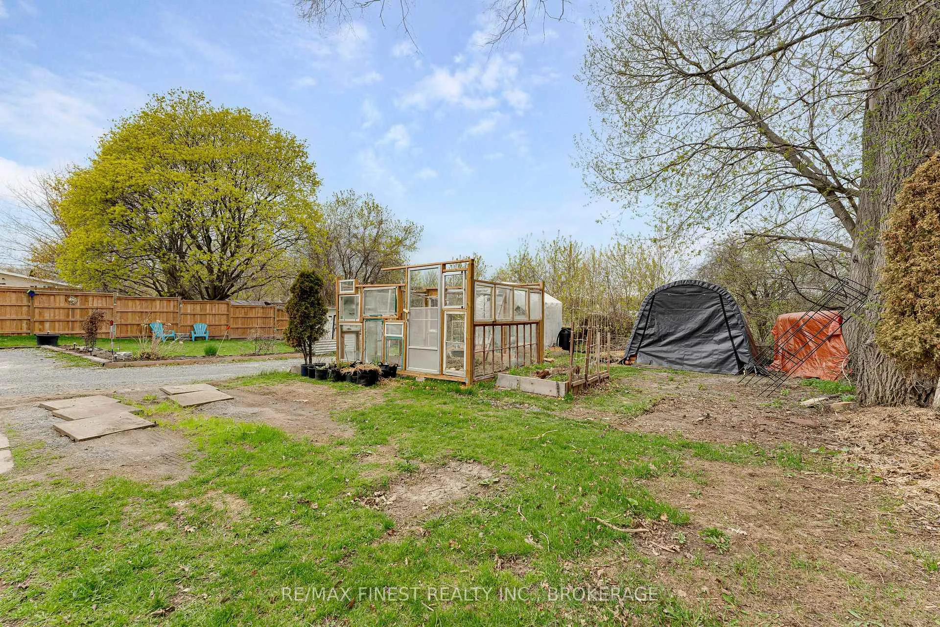 Photo 42 of 81 Weller Avenue, Kingston, Rideau — HOMEH