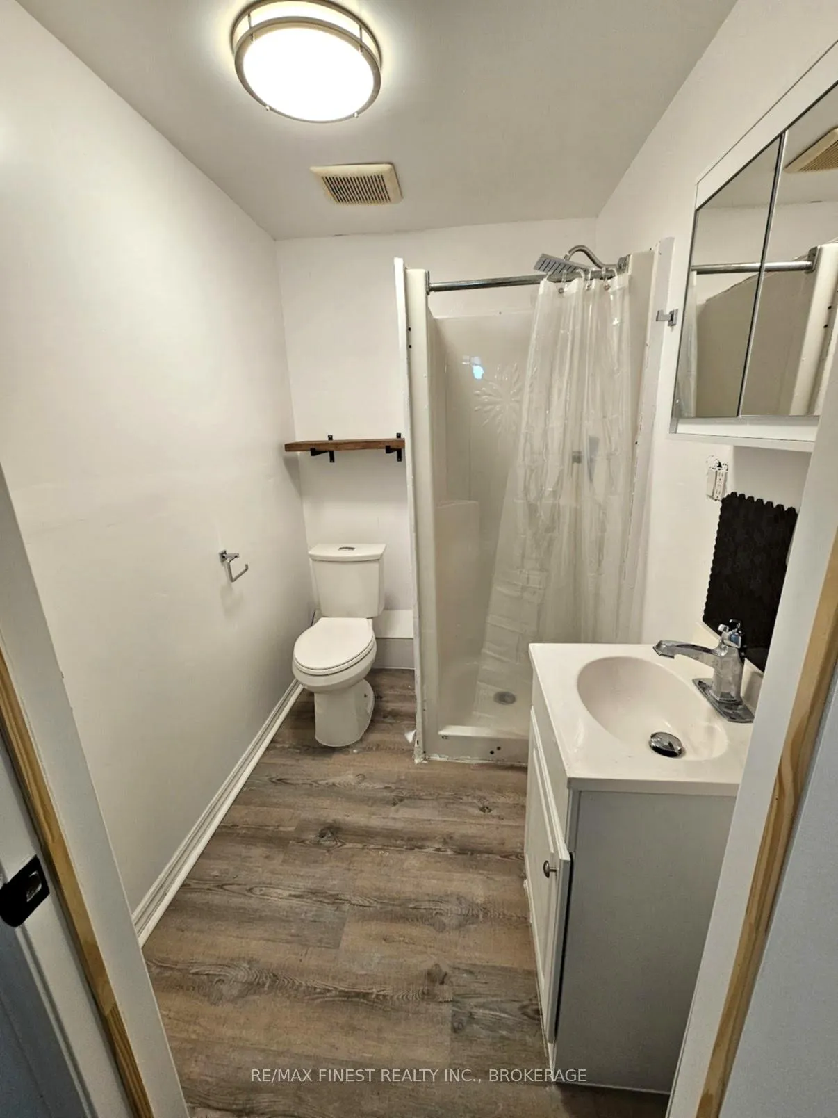 Photo 46 of 81 Weller Avenue, Kingston, Rideau — HOMEH