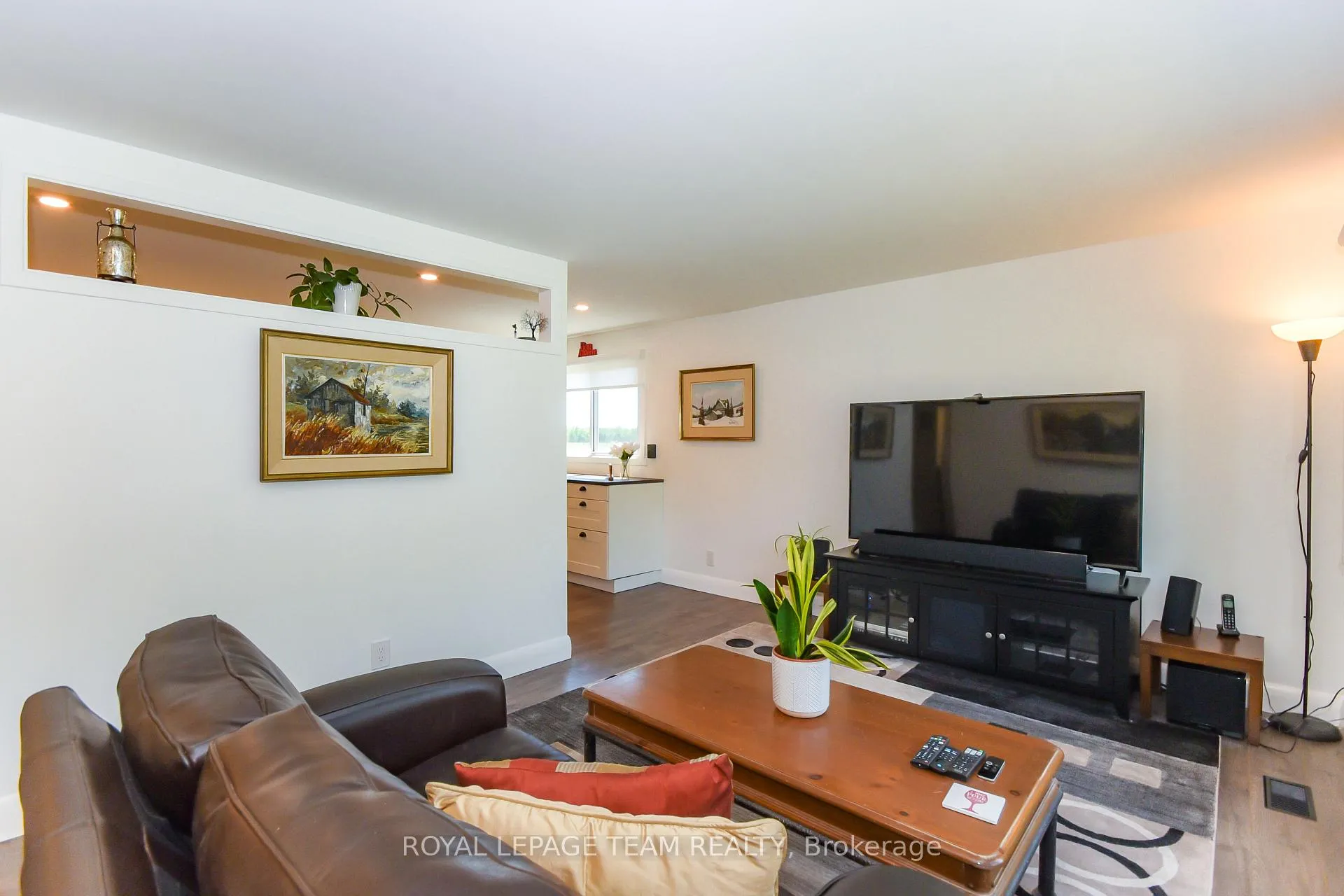Photo 4 of 3599 Nixon Drive, Ottawa, Osgoode — HOMEH