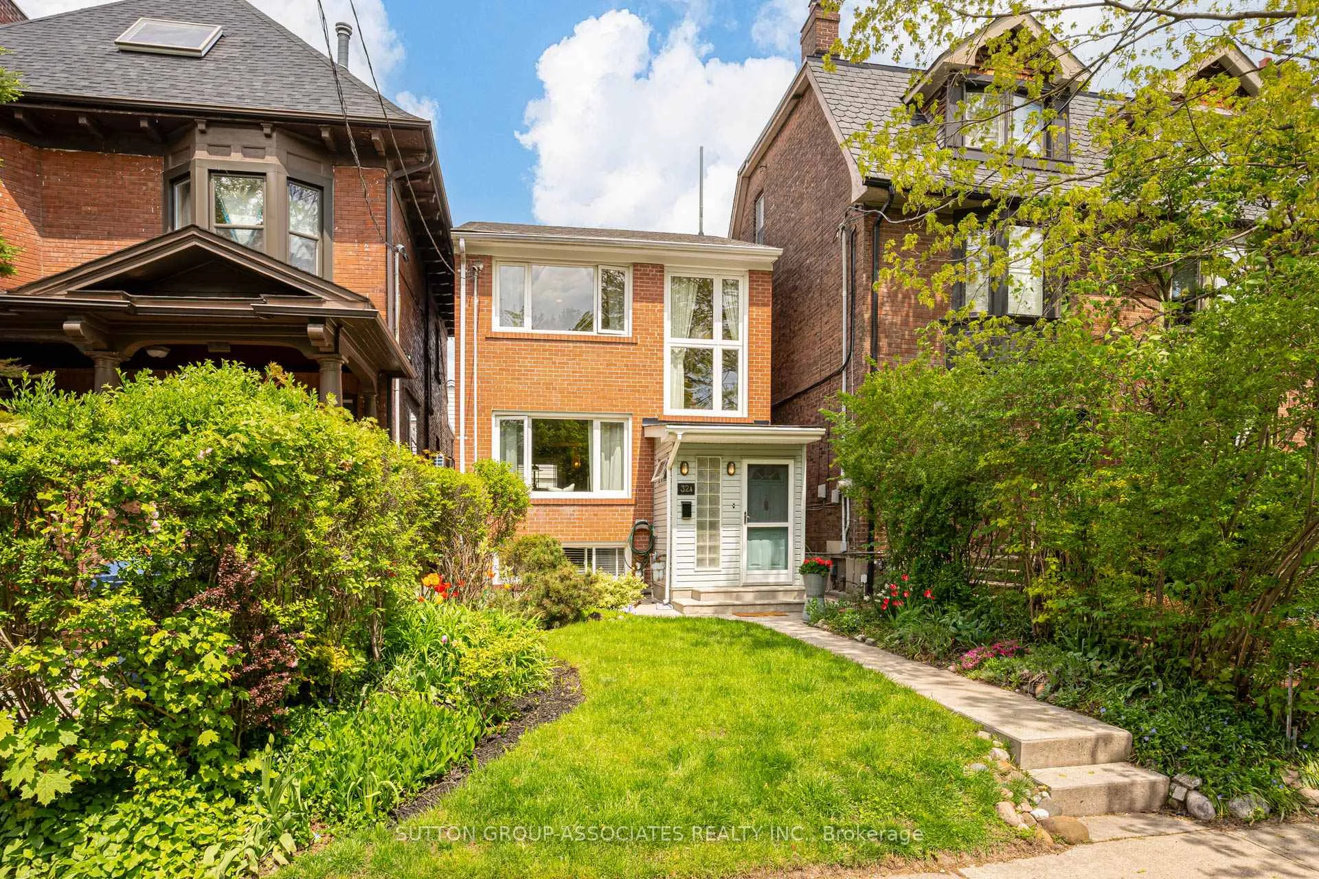 Photo 1 of 32A Vermont Avenue, Toronto, The Annex — HOMEH
