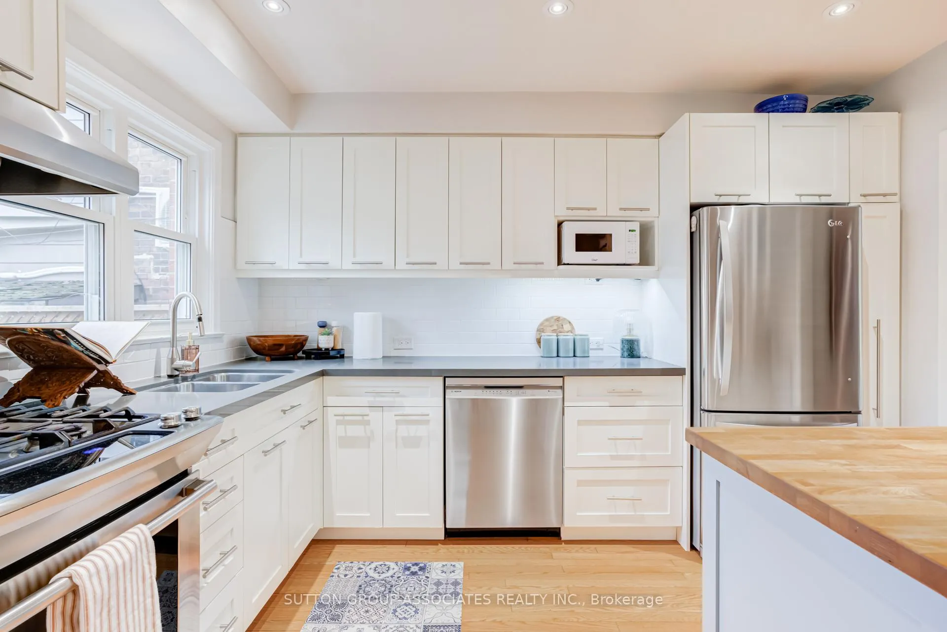 Photo 9 of 32A Vermont Avenue, Toronto, The Annex — HOMEH