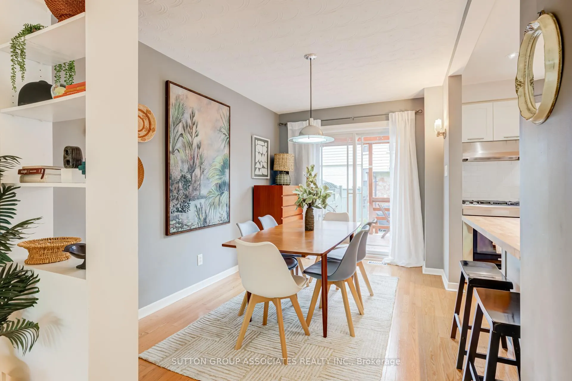 Photo 12 of 32A Vermont Avenue, Toronto, The Annex — HOMEH