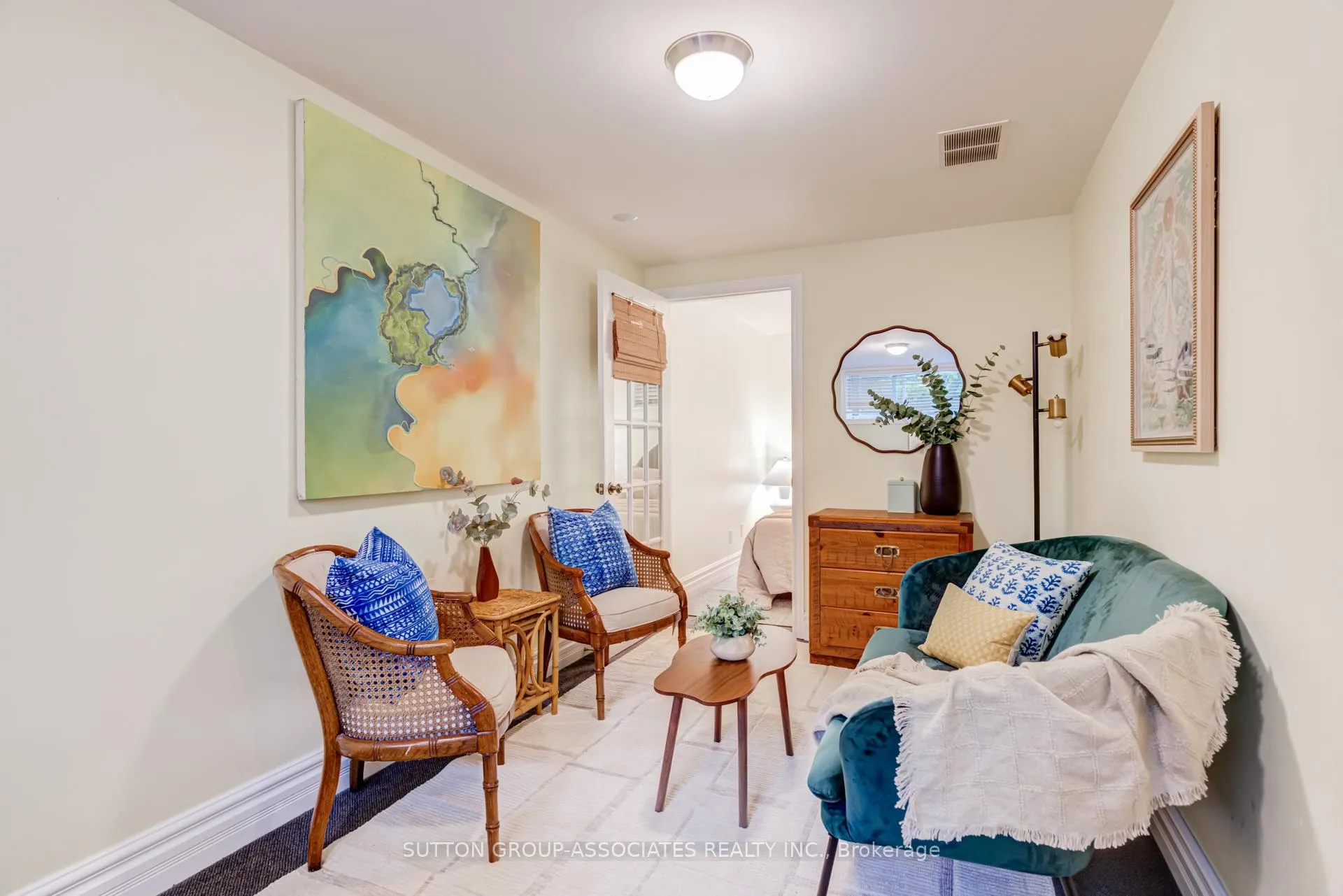 Photo 32 of 32A Vermont Avenue, Toronto, The Annex — HOMEH