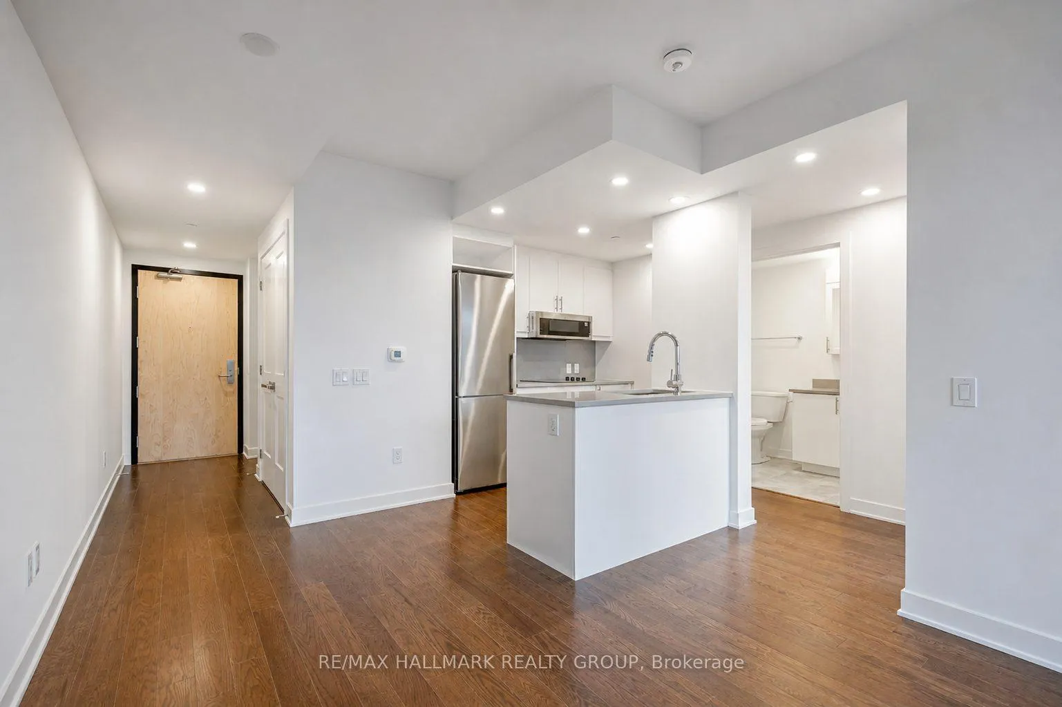 Photo 3 of Unit 1502, 340 Queen Street, Ottawa, Ottawa Centre — HOMEH