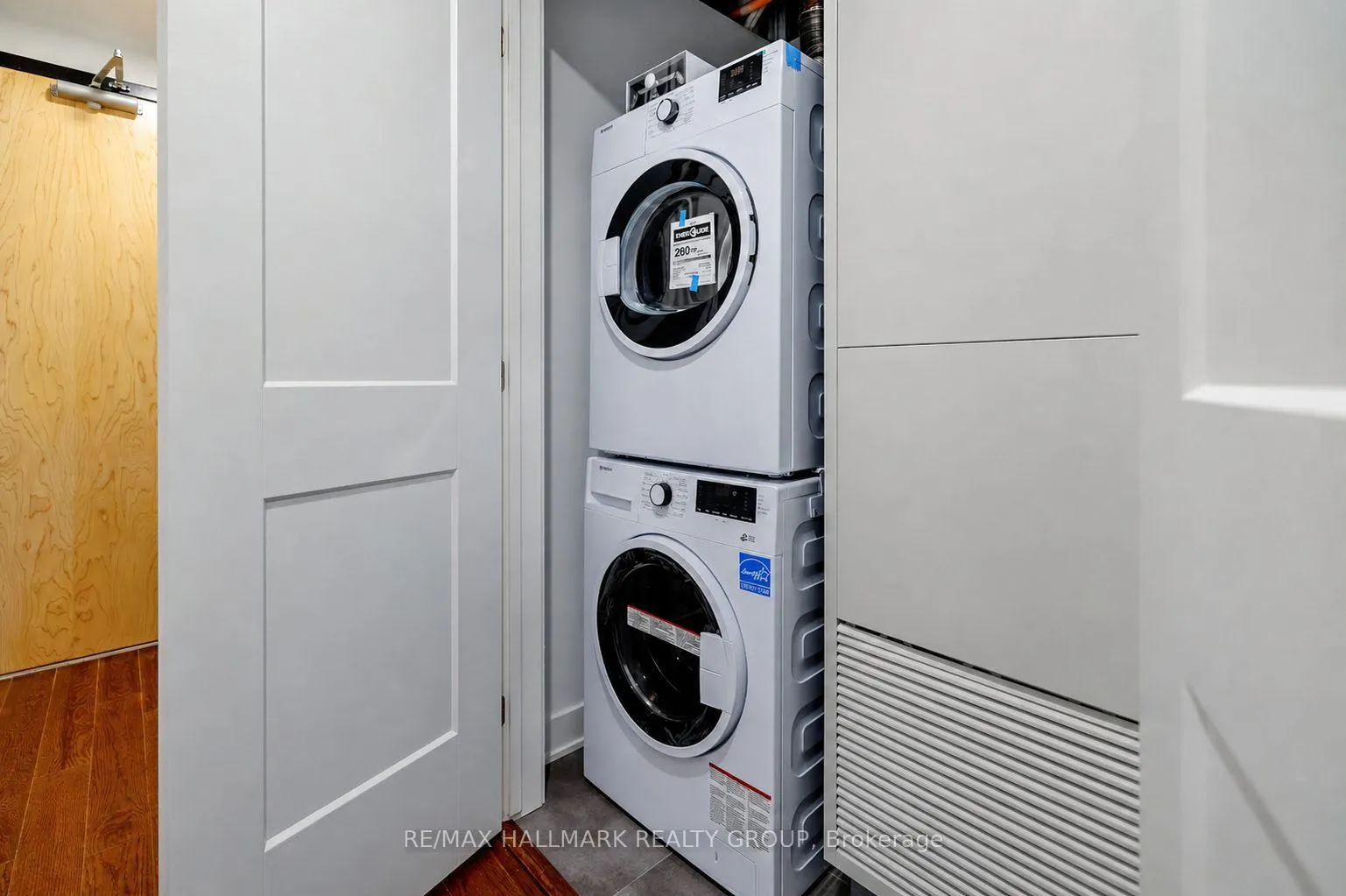 Photo 12 of Unit 1502, 340 Queen Street, Ottawa, Ottawa Centre — HOMEH