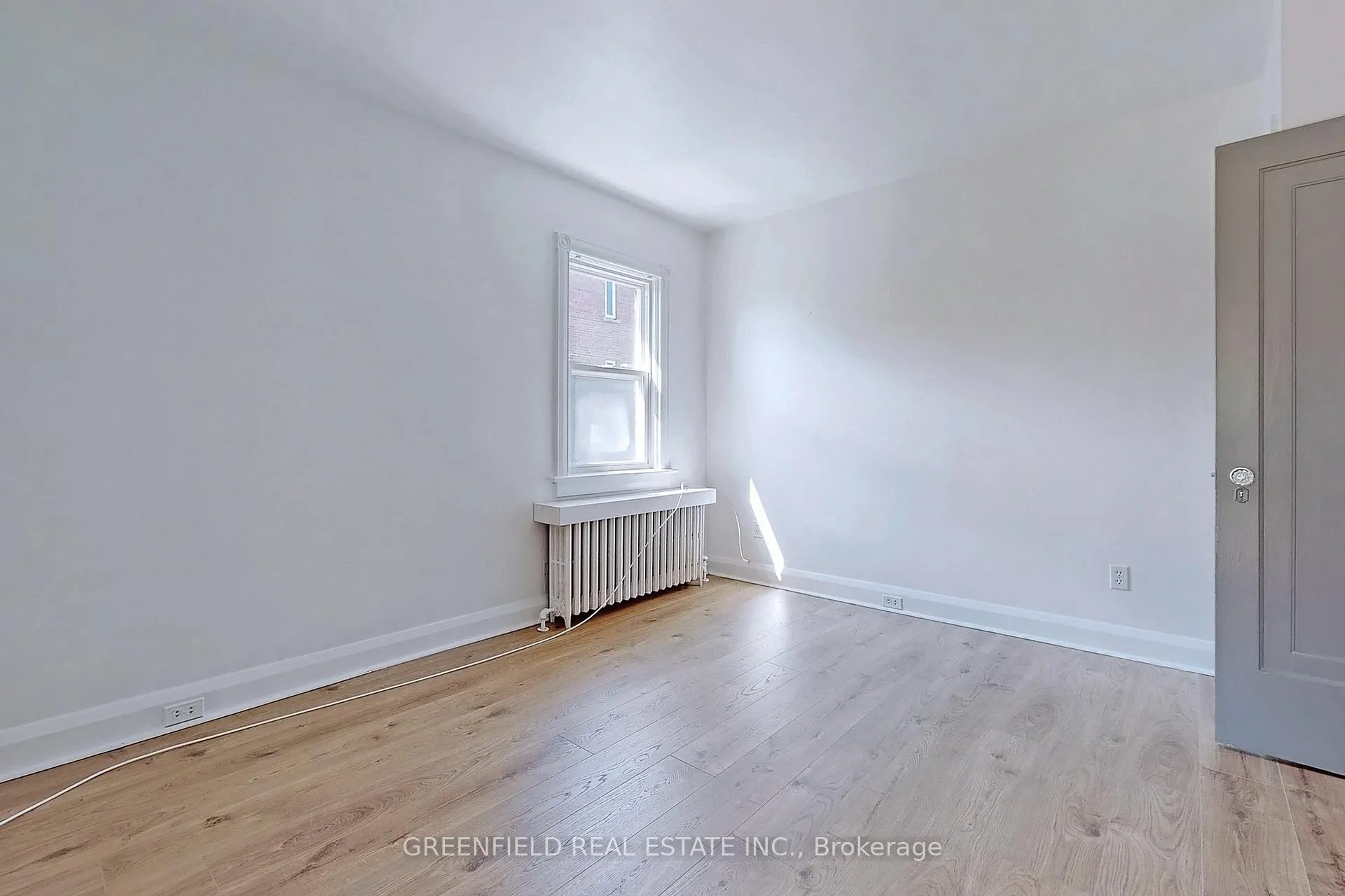 Photo 17 of Unit Upper, 1747 Bayview Avenue, Toronto, Leaside — HOMEH