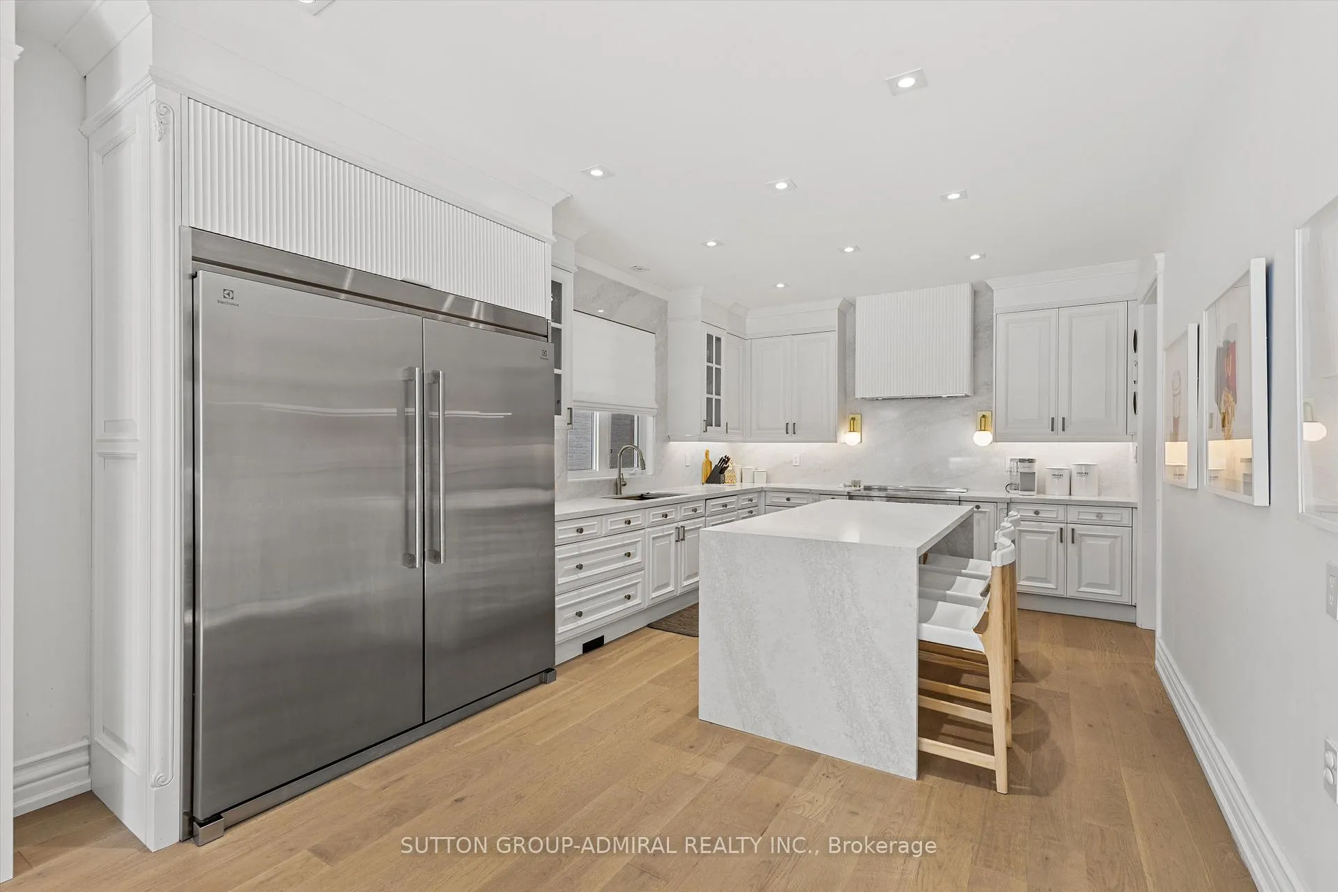 Photo 6 of 539 Beverley Glen Boulevard, Vaughan, Beverley Glen — HOMEH