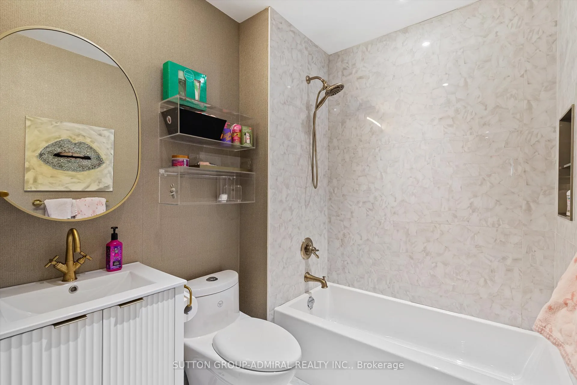 Photo 21 of 539 Beverley Glen Boulevard, Vaughan, Beverley Glen — HOMEH