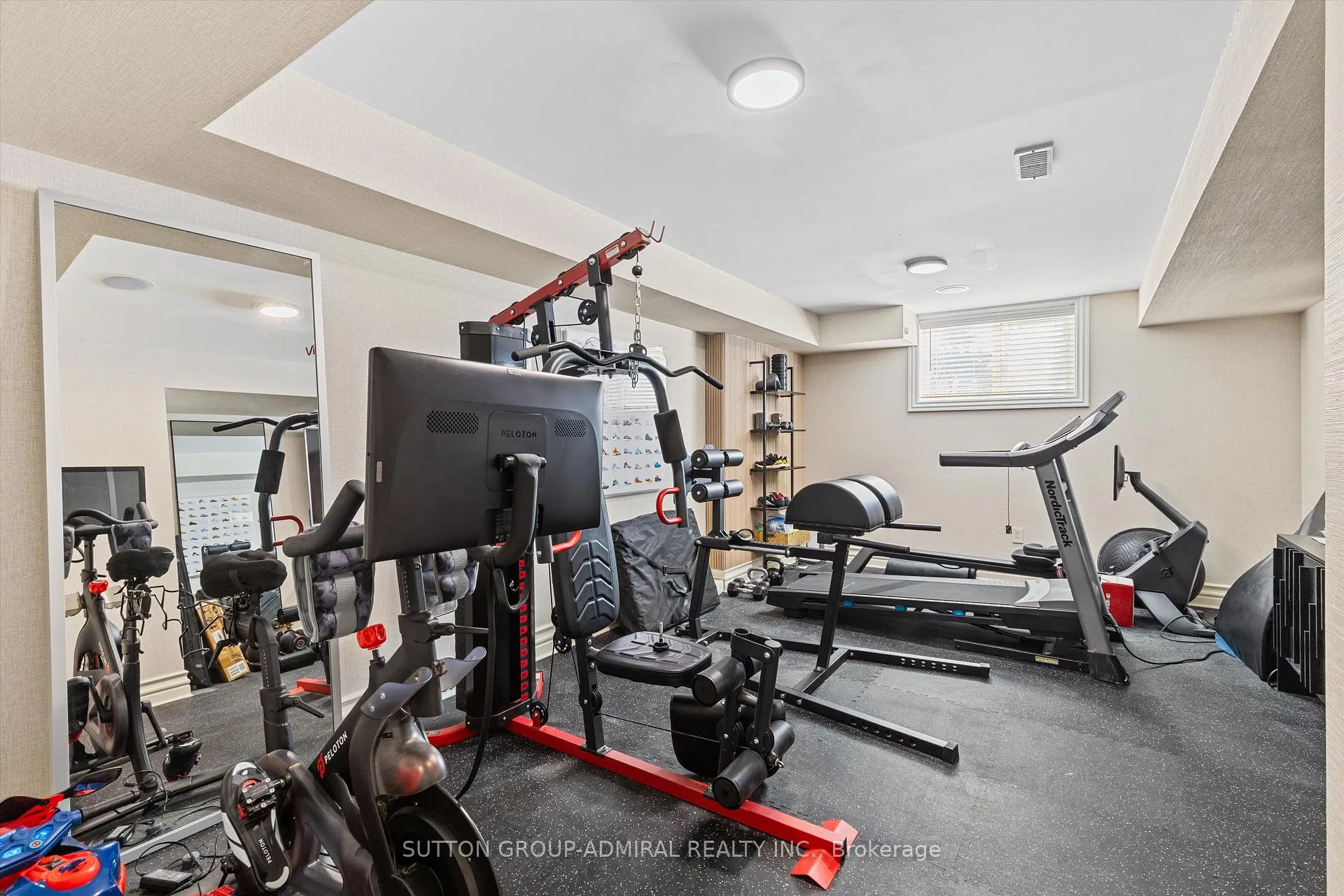 Photo 26 of 539 Beverley Glen Boulevard, Vaughan, Beverley Glen — HOMEH
