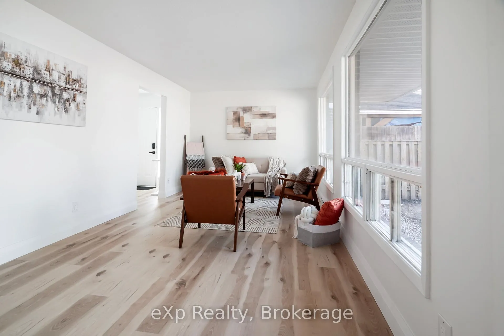 Photo 10 of 9190 Blencarn Court, Windsor — HOMEH