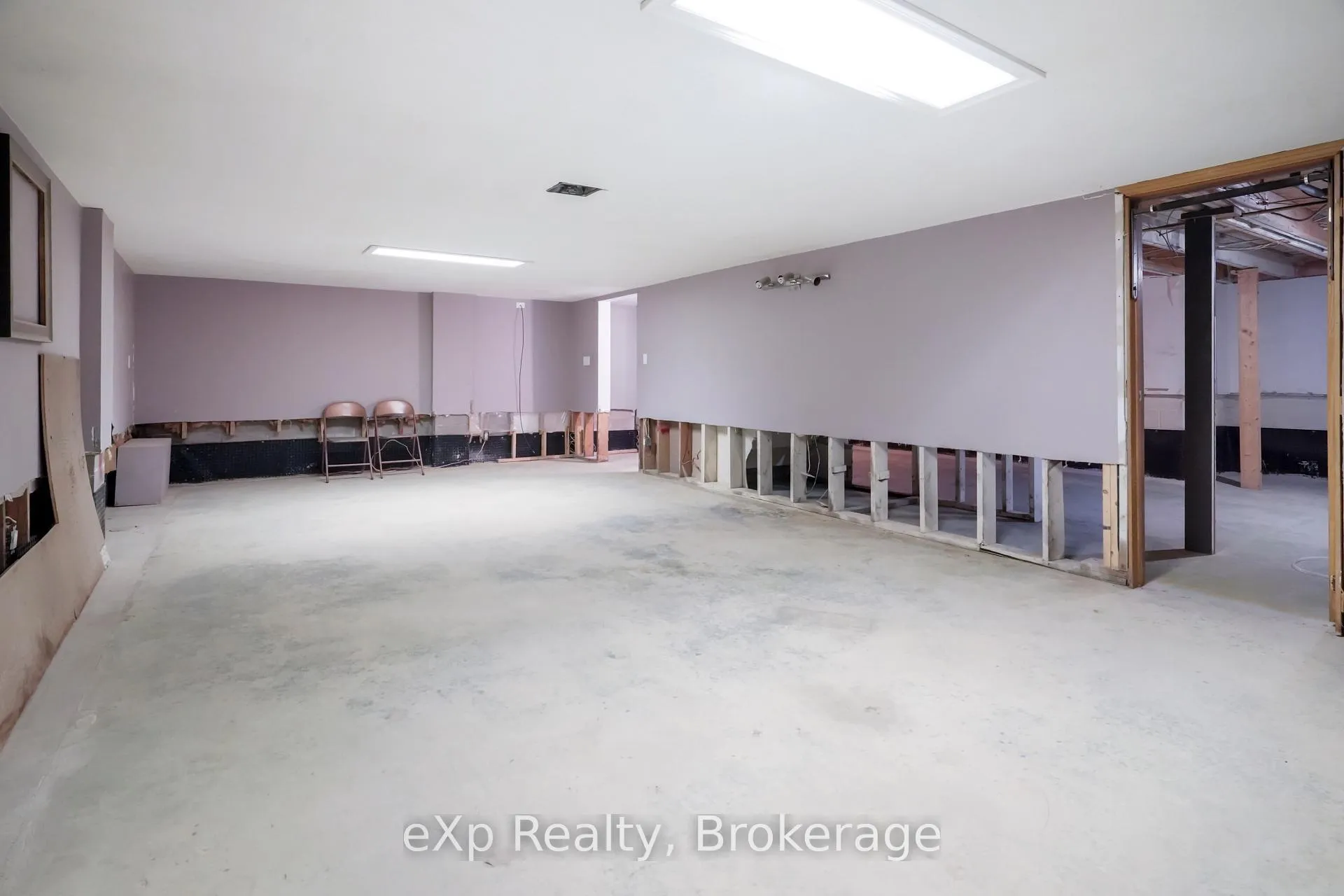 Photo 30 of 9190 Blencarn Court, Windsor — HOMEH