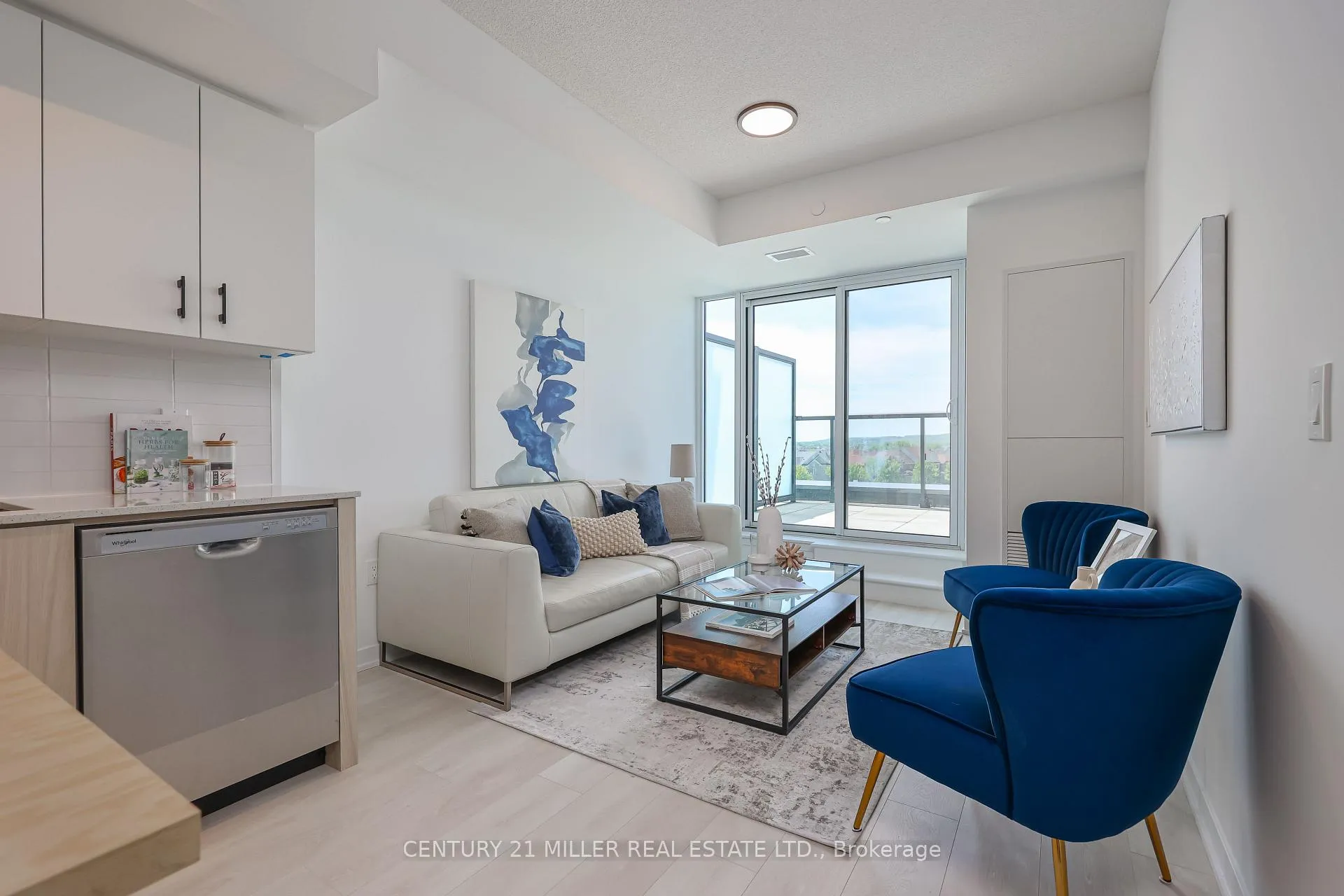Photo 7 of Unit 434, 4878 Powers Common, Burlington, Alton — HOMEH