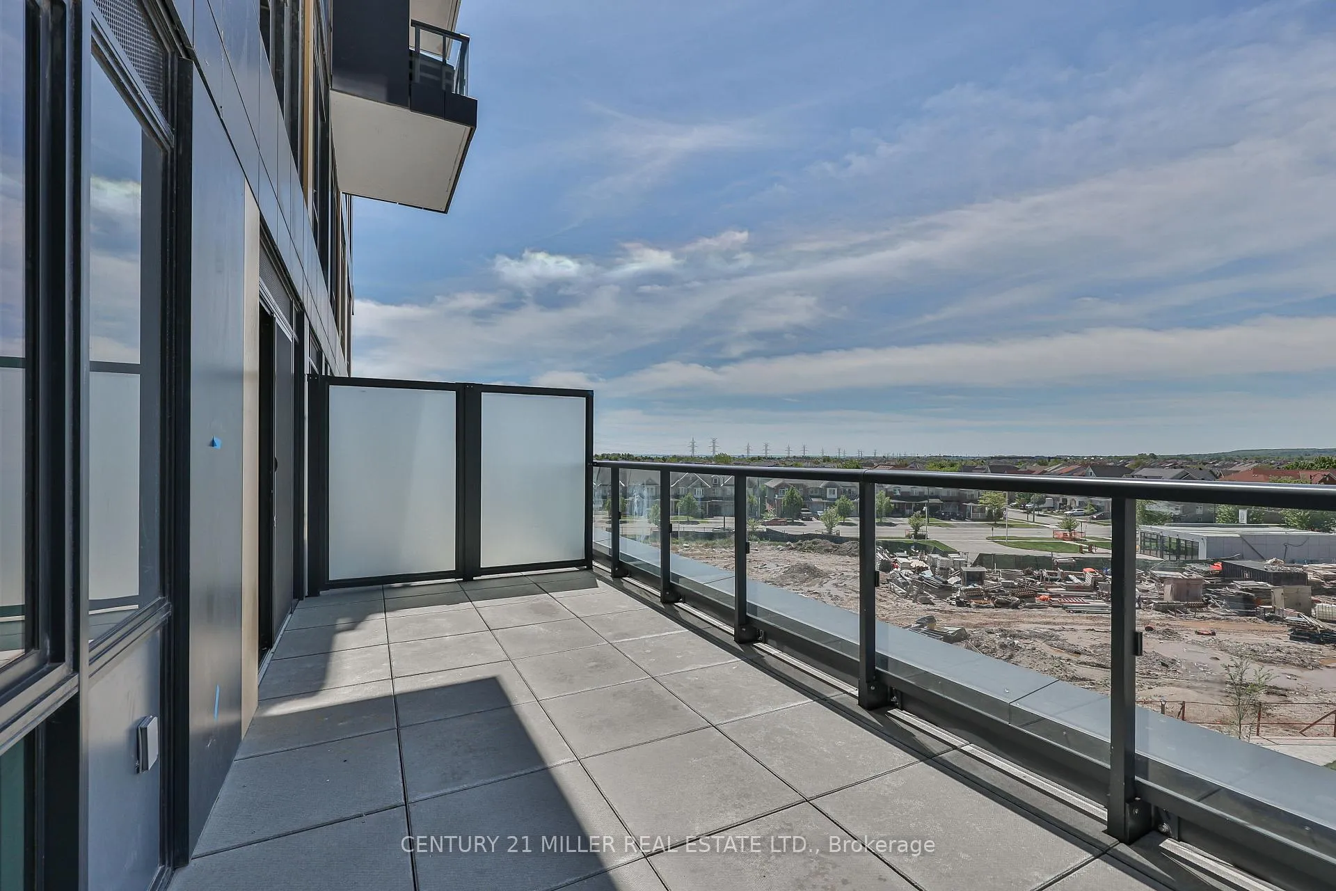 Photo 23 of Unit 434, 4878 Powers Common, Burlington, Alton — HOMEH