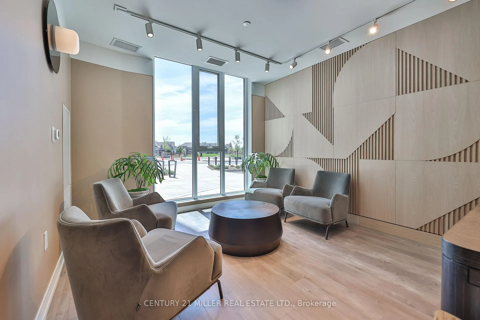Photo 40 of Unit 434, 4878 Powers Common, Burlington, Alton — HOMEH
