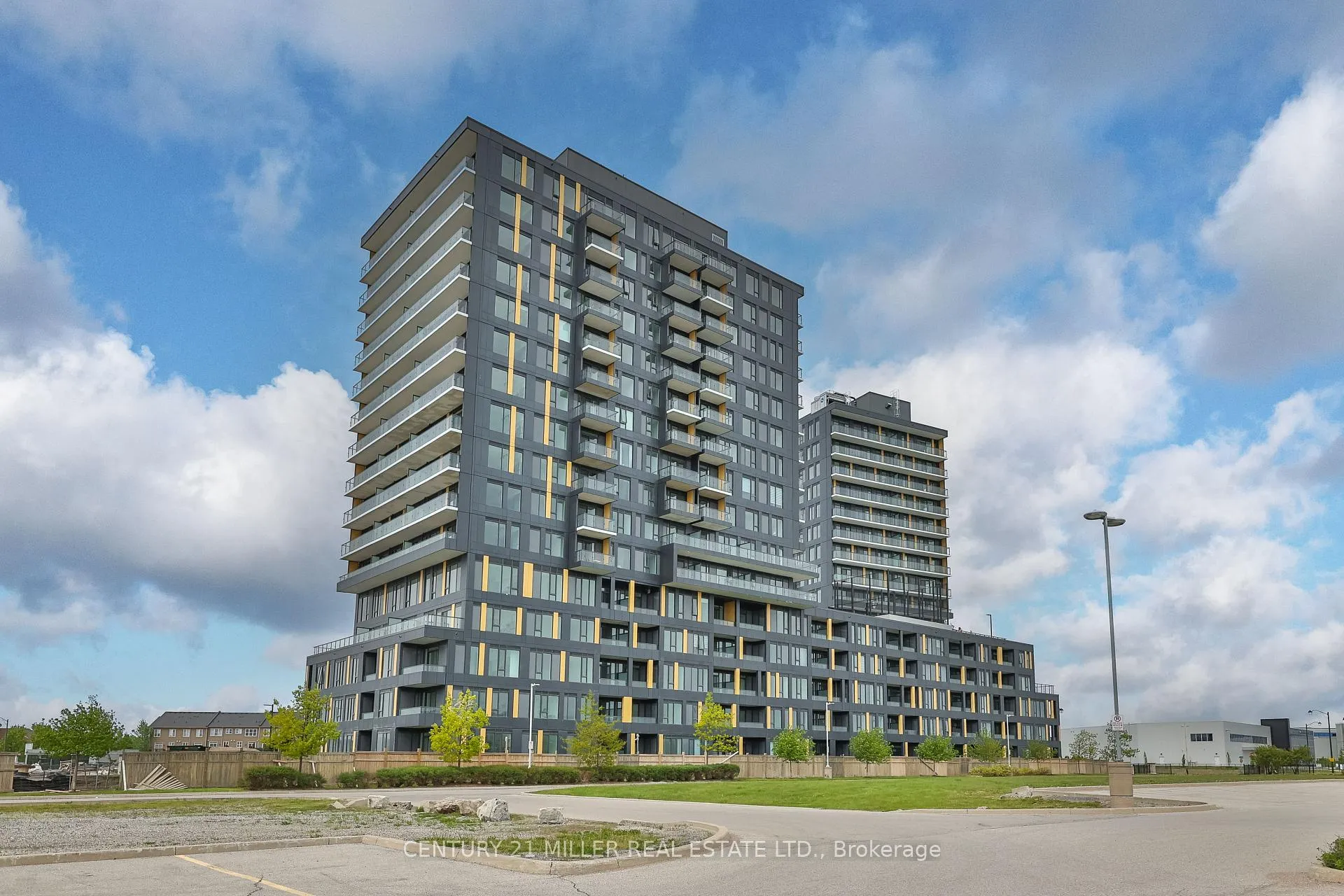 Photo 50 of Unit 434, 4878 Powers Common, Burlington, Alton — HOMEH