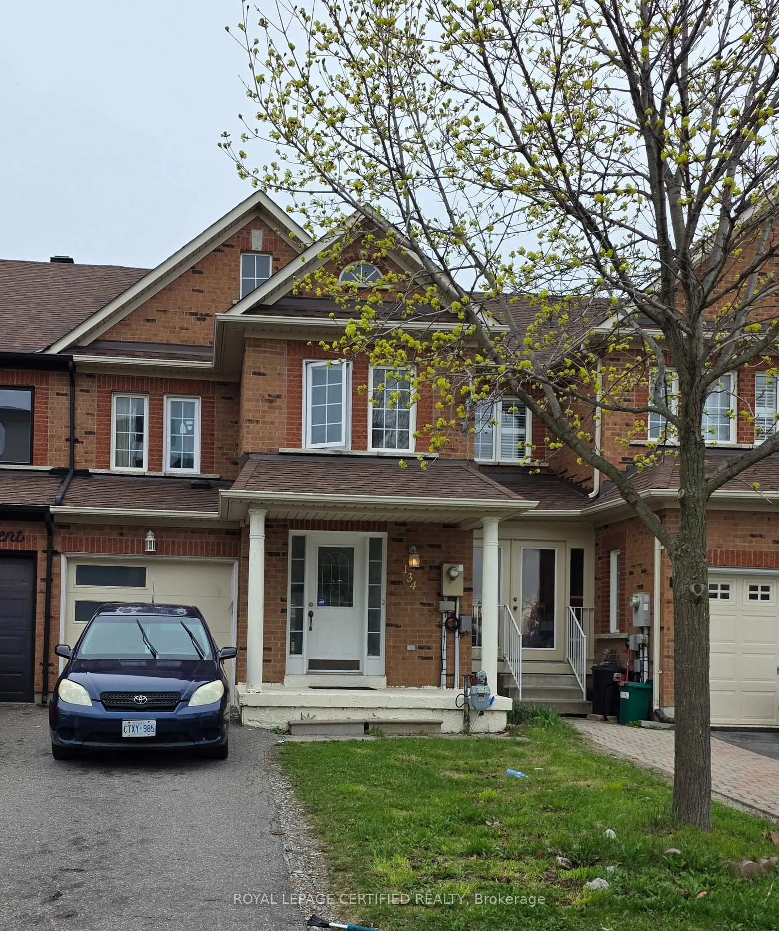 Photo 1 of 134 Kayla Crescent, Vaughan, Maple — HOMEH