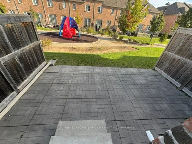 Photo 5 of 78 Utopia Way, Brampton, Bram East — HOMEH