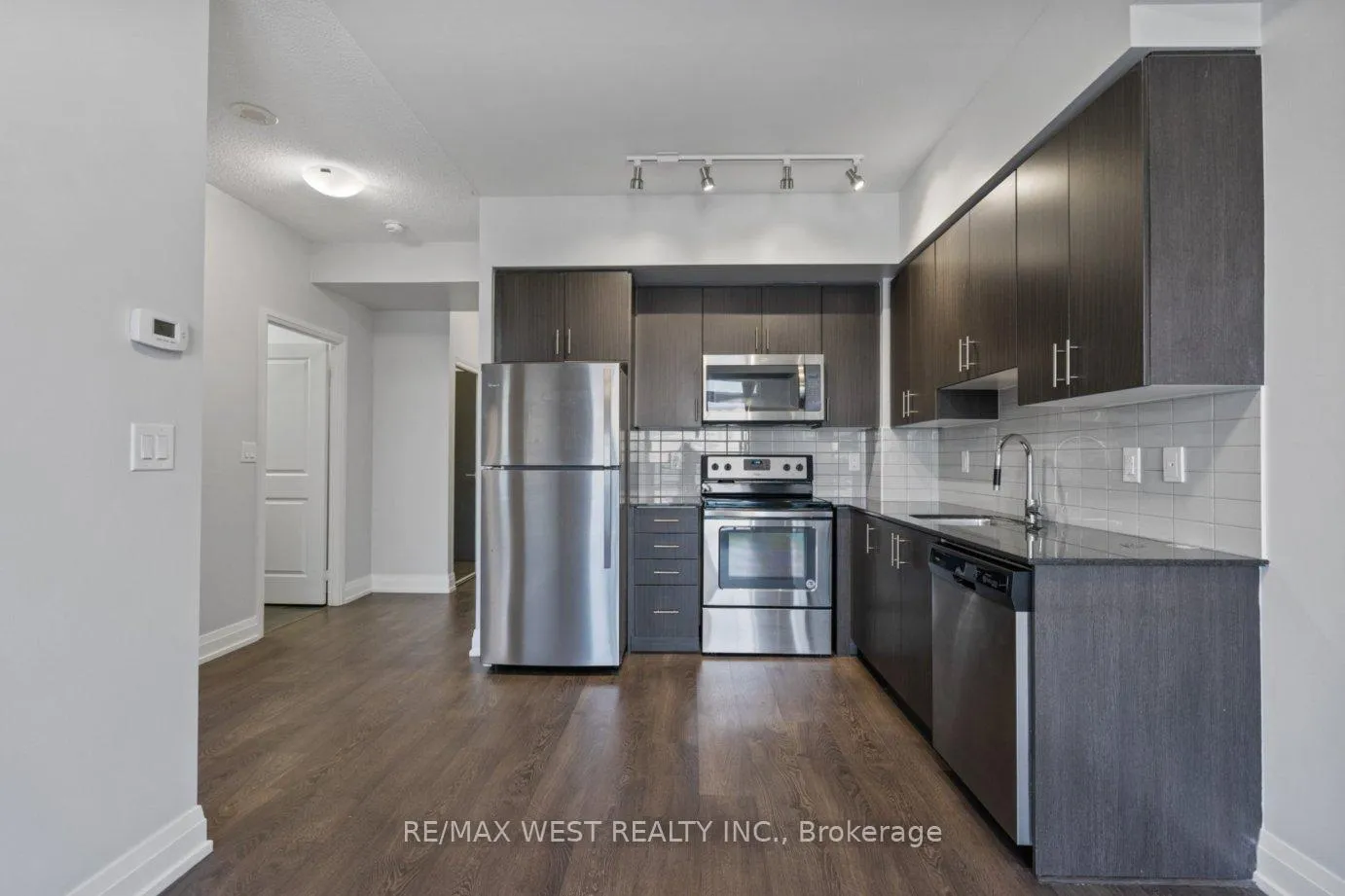 Photo 9 of Unit 1504, 3600 Highway 7 Road, Vaughan, Vaughan Corporate Centre — HOMEH