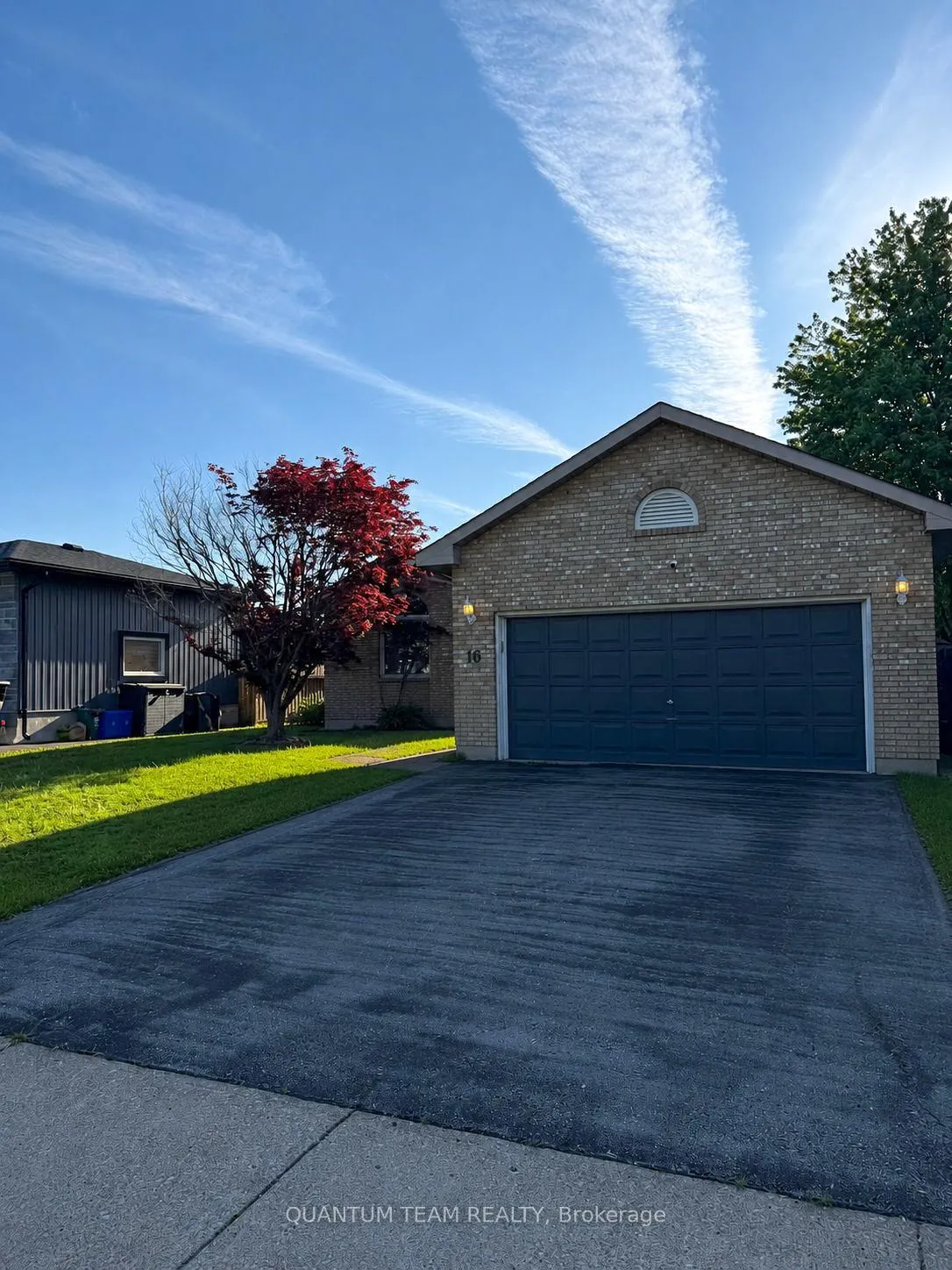Photo 1 of 16 Goodwillie Drive, Welland, N. Welland — HOMEH