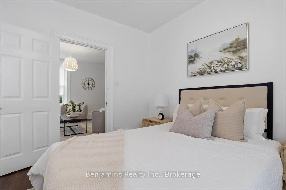 Photo 43 of 53 Eby Street S, Kitchener, Cedar Hill — HOMEH