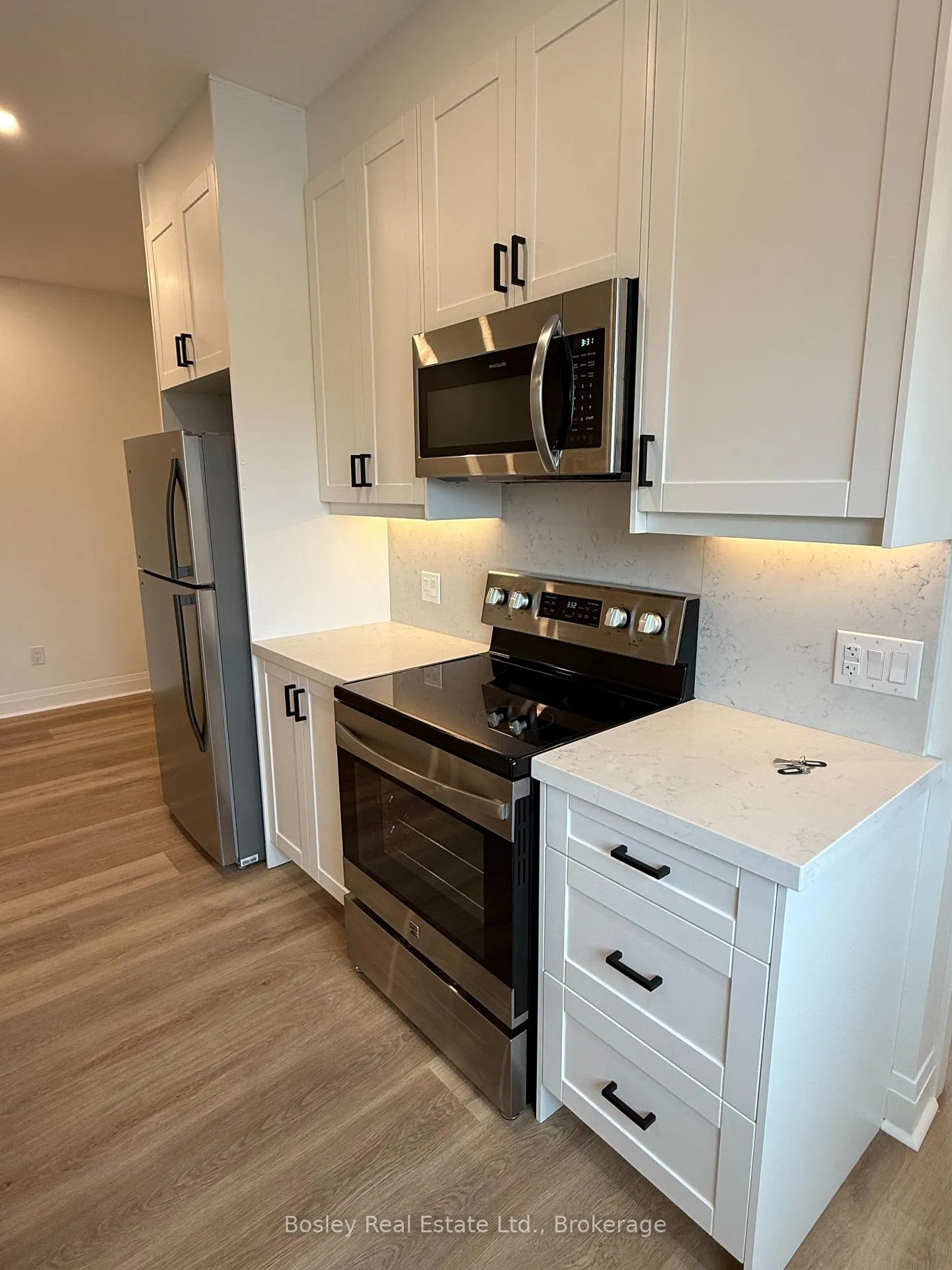 Photo 6 of Unit 4, 6 Golfview Drive, Collingwood — HOMEH