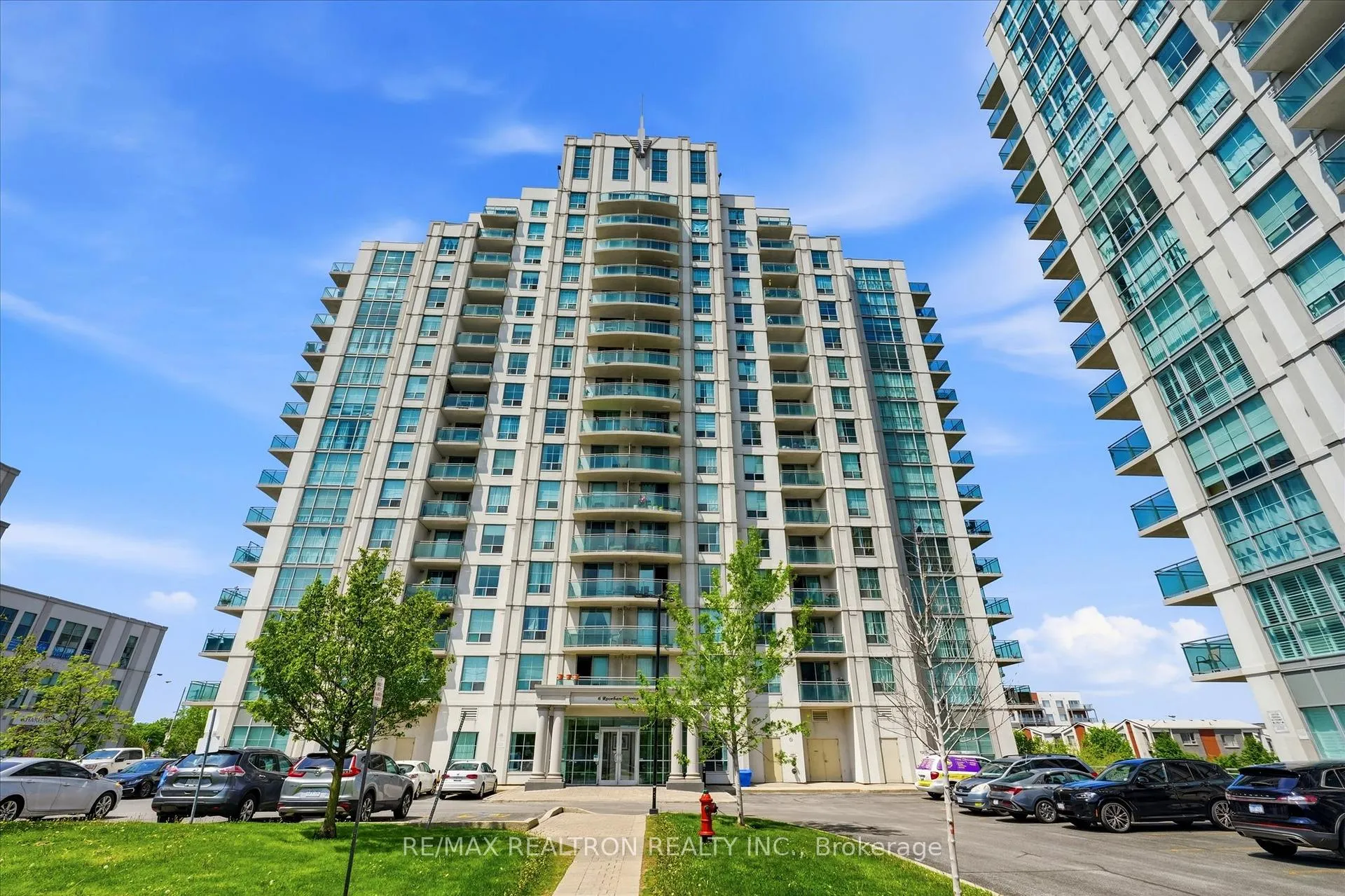 Front of Unit 17A, 6 Rosebank Drive