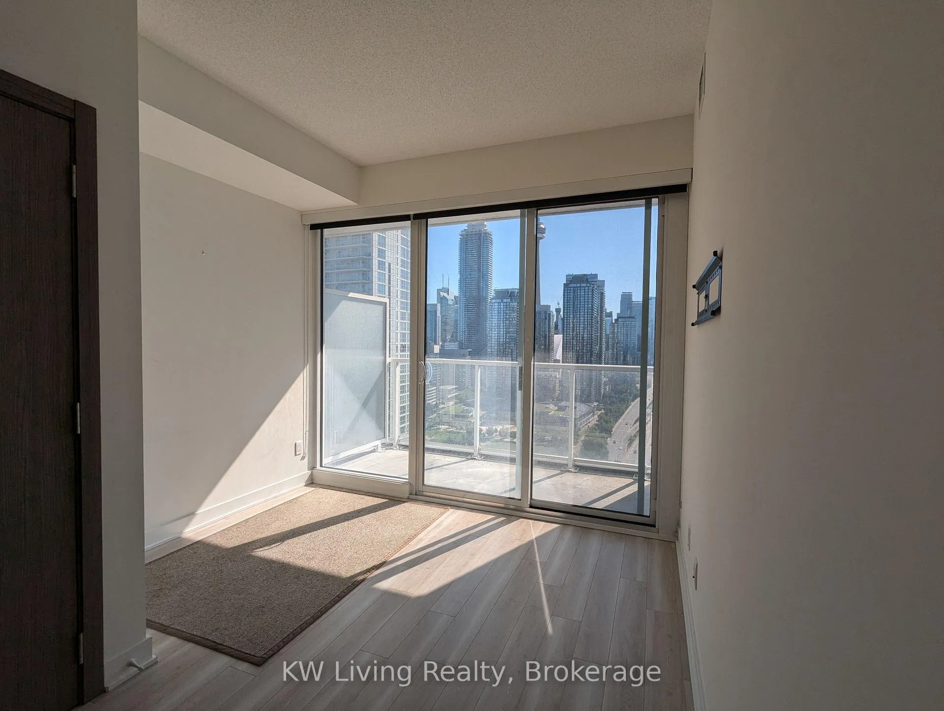 Photo 3 of Unit 3012, 17 Bathurst Street, Toronto, Waterfront Communities — HOMEH