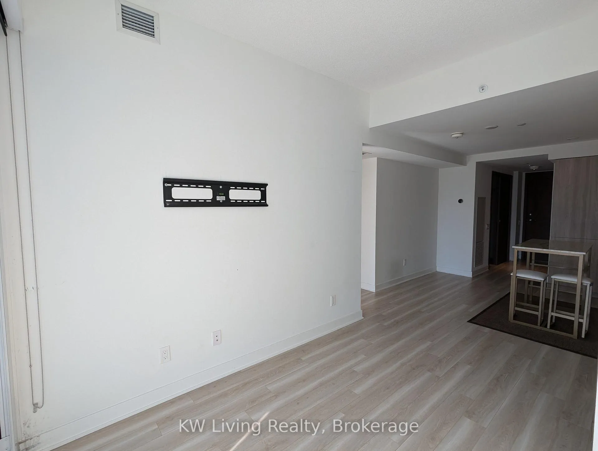 Photo 4 of Unit 3012, 17 Bathurst Street, Toronto, Waterfront Communities — HOMEH