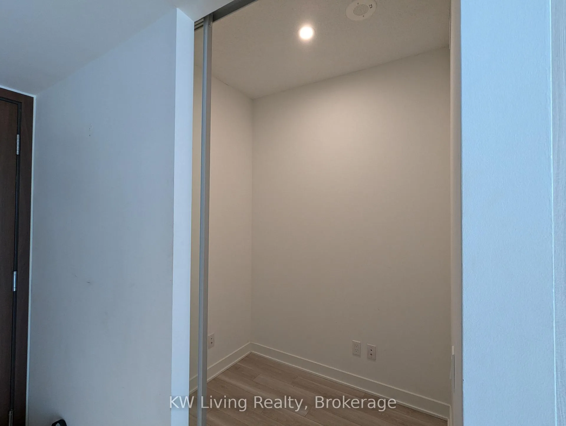 Photo 13 of Unit 3012, 17 Bathurst Street, Toronto, Waterfront Communities — HOMEH