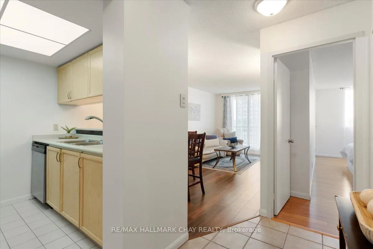 Photo 10 of Unit 1107, 75 Ellen Street, Barrie, Lakeshore — HOMEH
